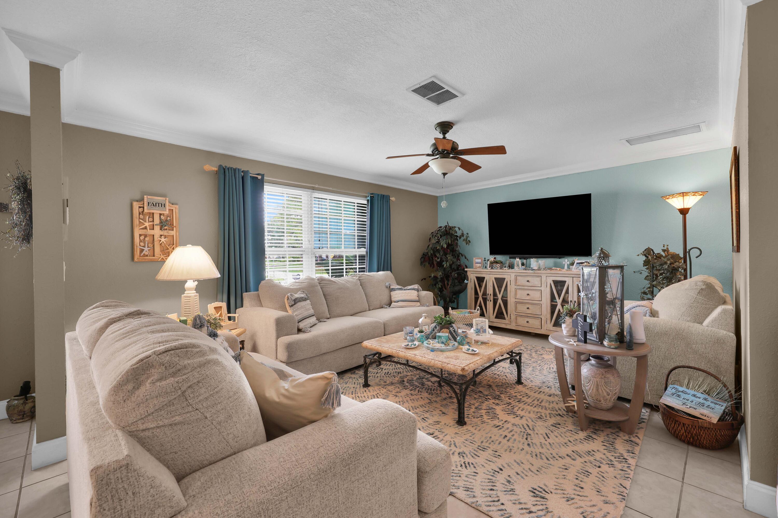 226 SE WALSH Terrace, Port St. Lucie