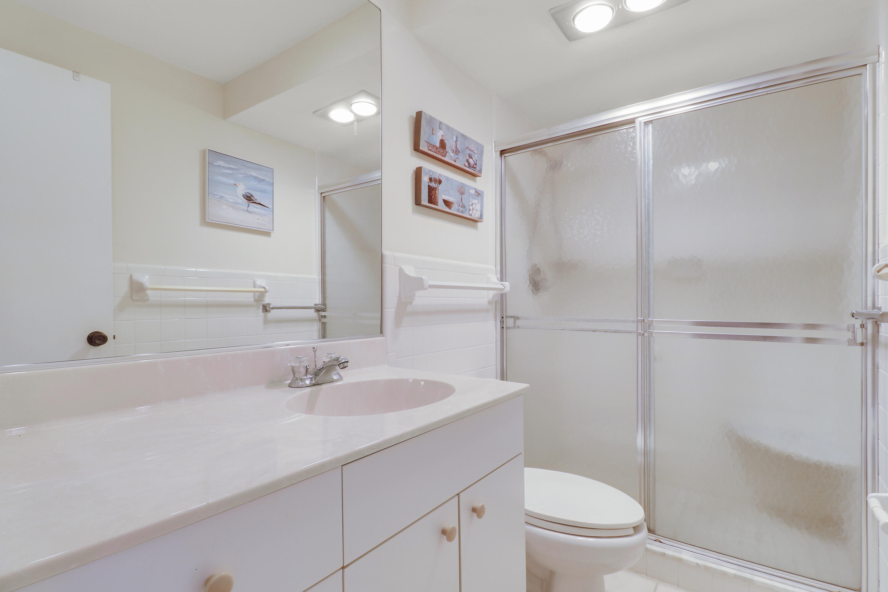 755 Saturn Street I206