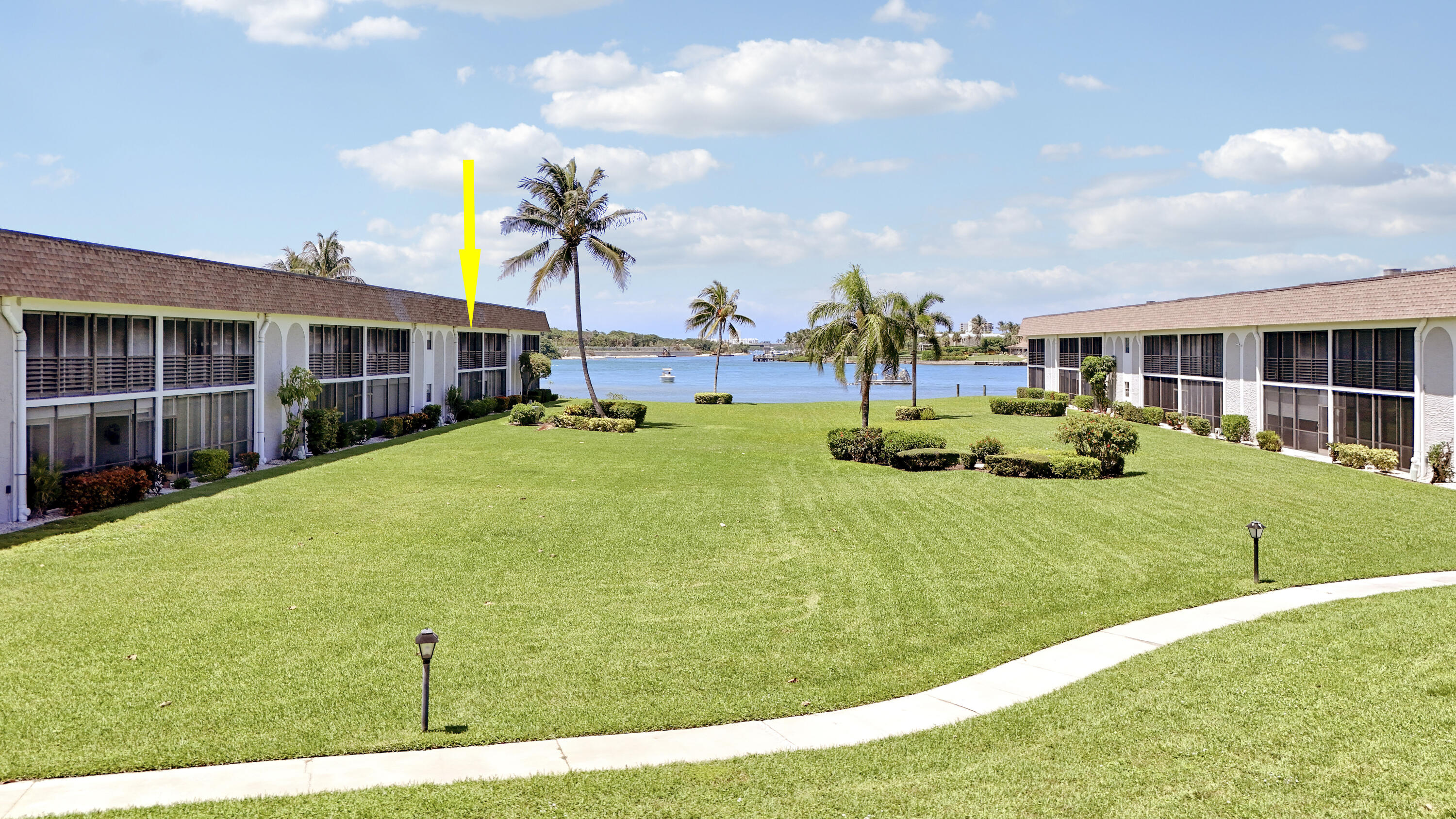 755 Saturn Street I206