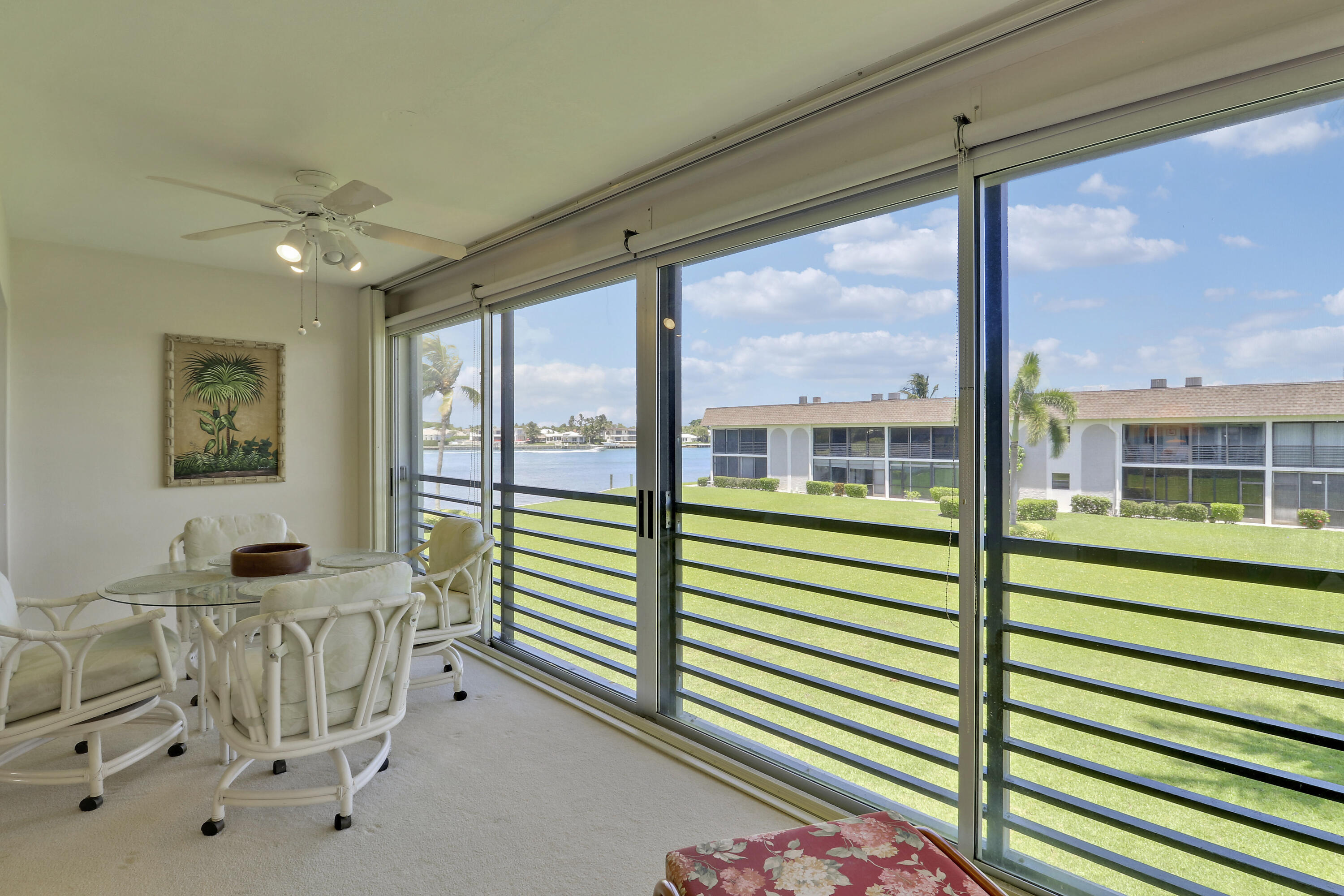 755 Saturn Street I206