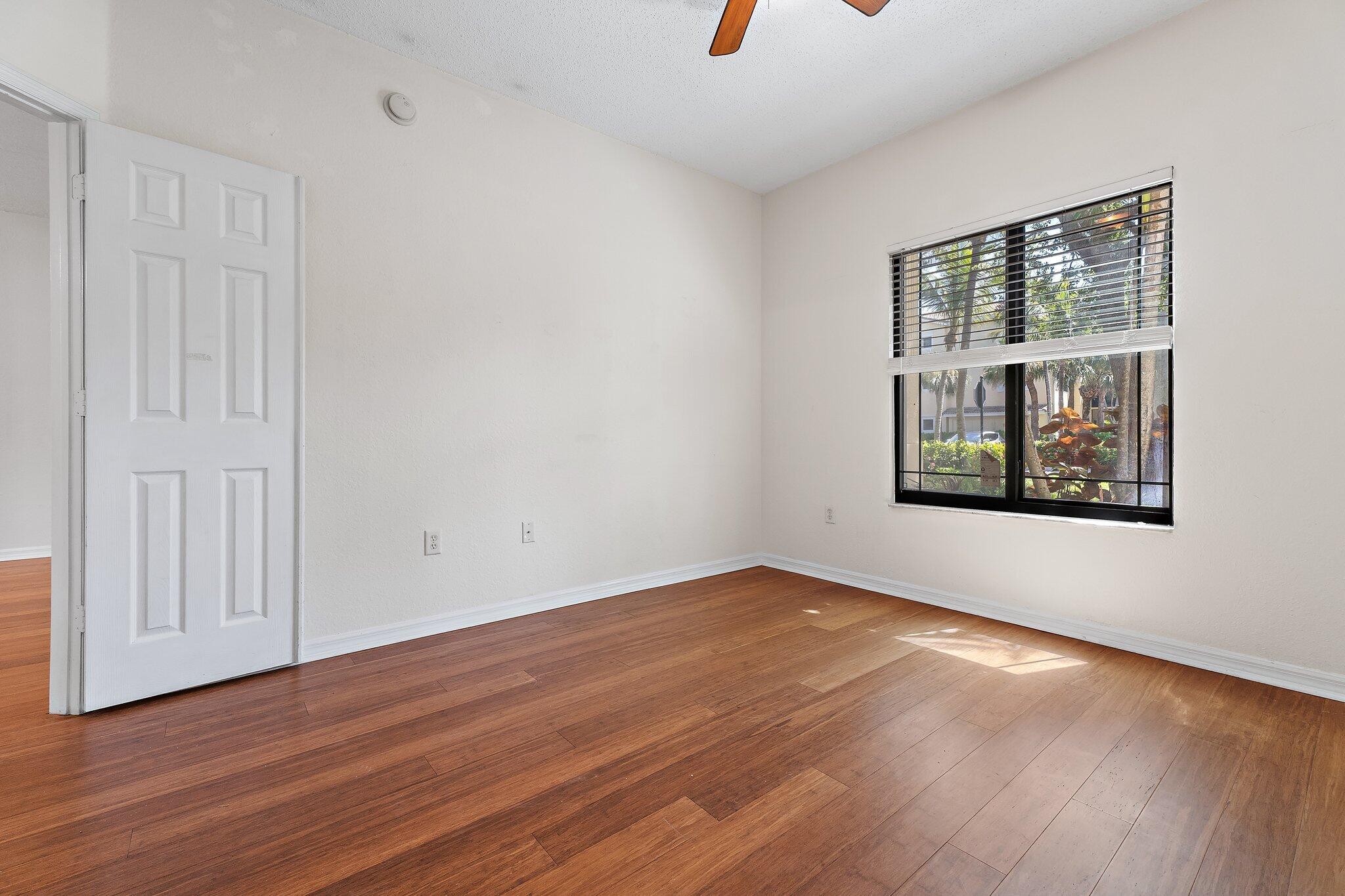 3020 ALCAZAR Place 106