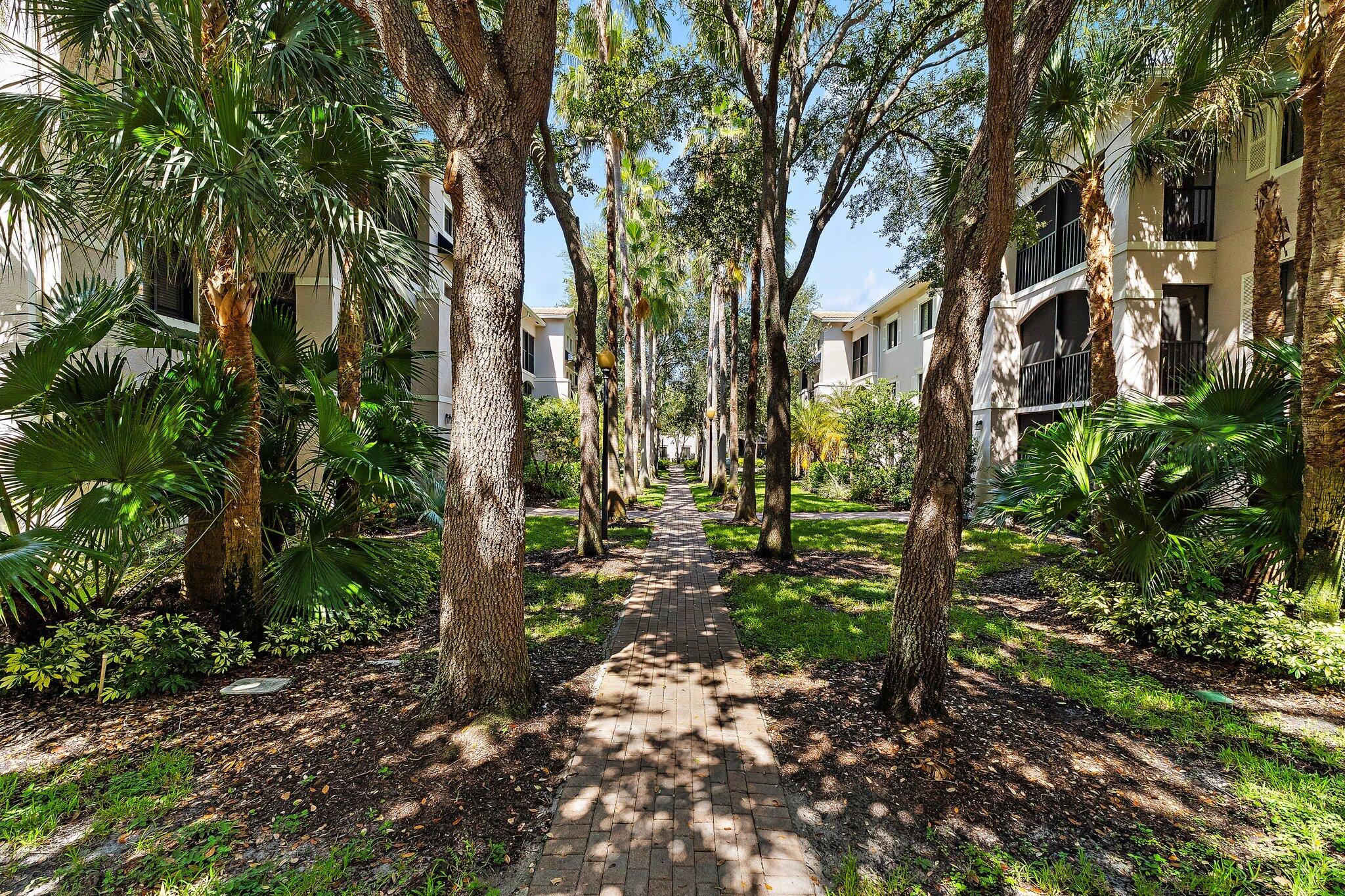 3020 ALCAZAR Place 106