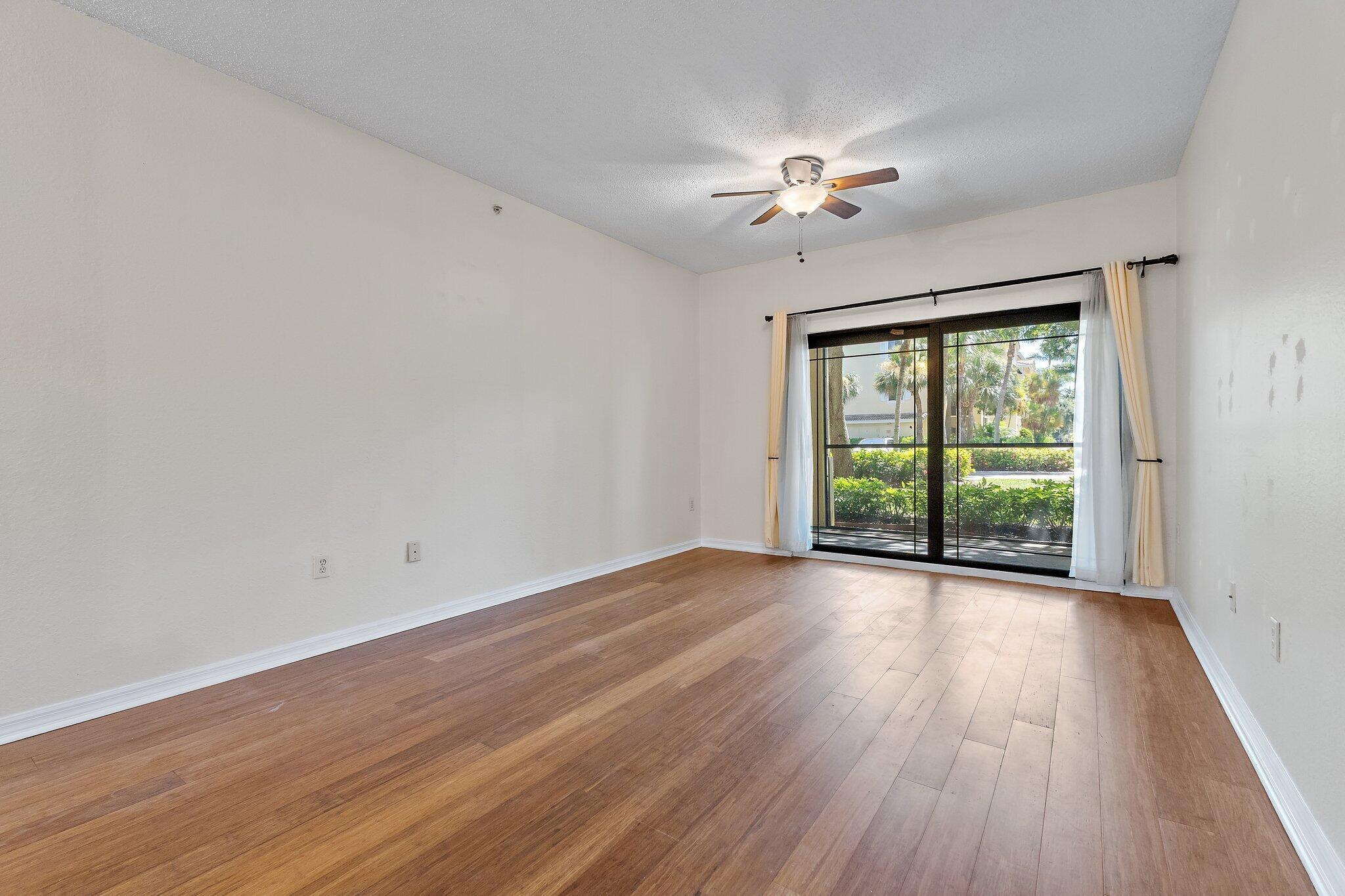 3020 ALCAZAR Place 106