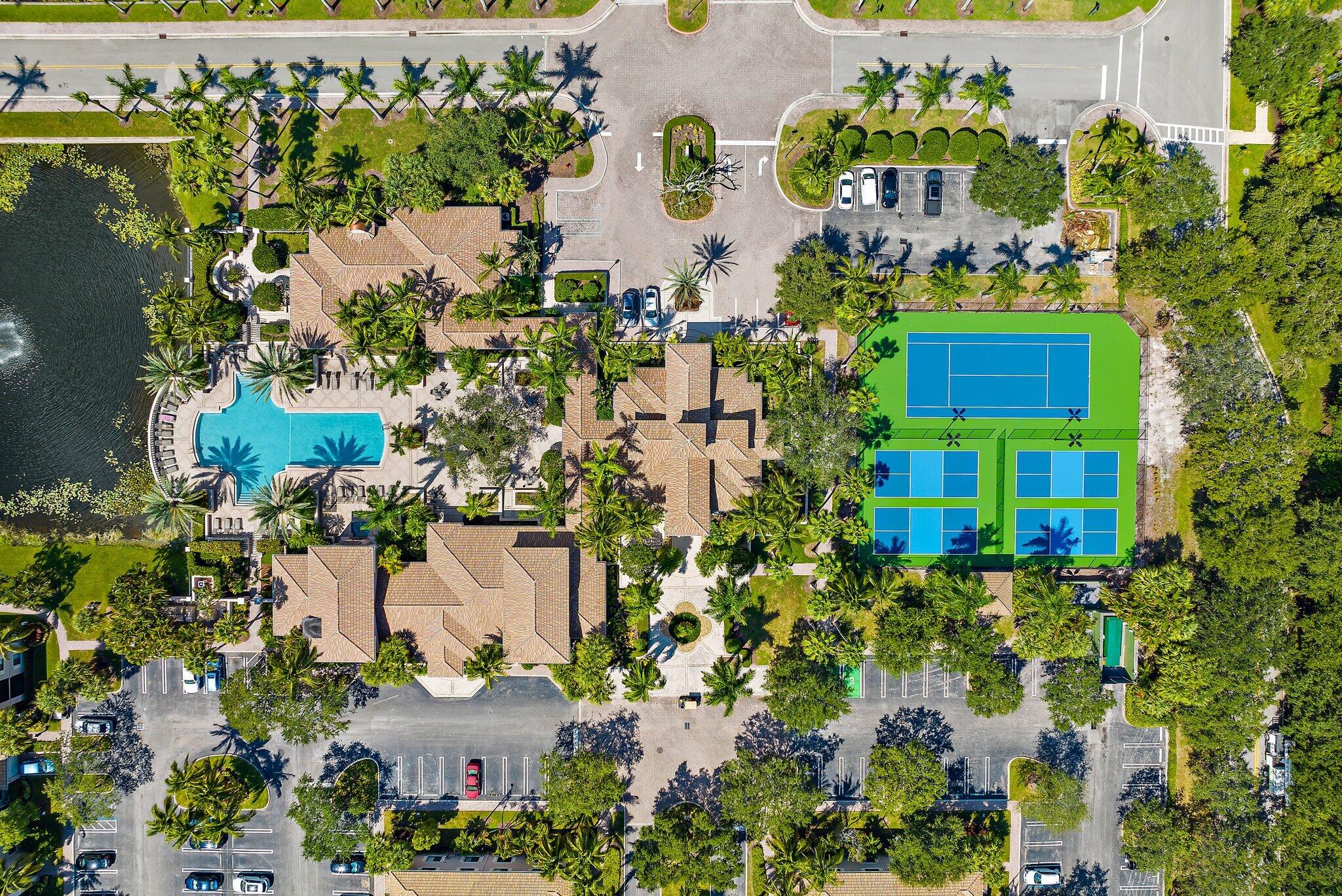 3020 ALCAZAR Place 106