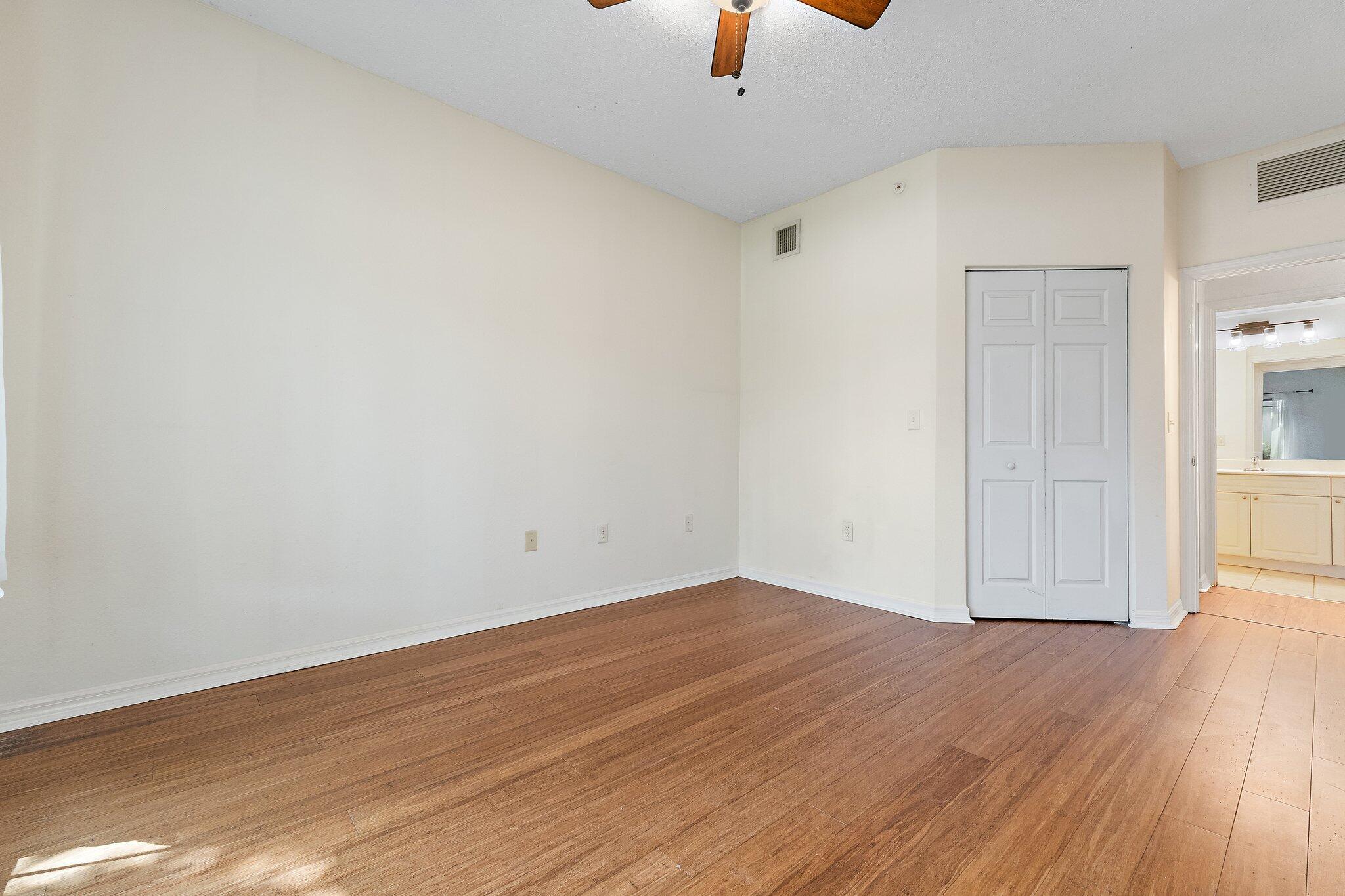 3020 ALCAZAR Place 106