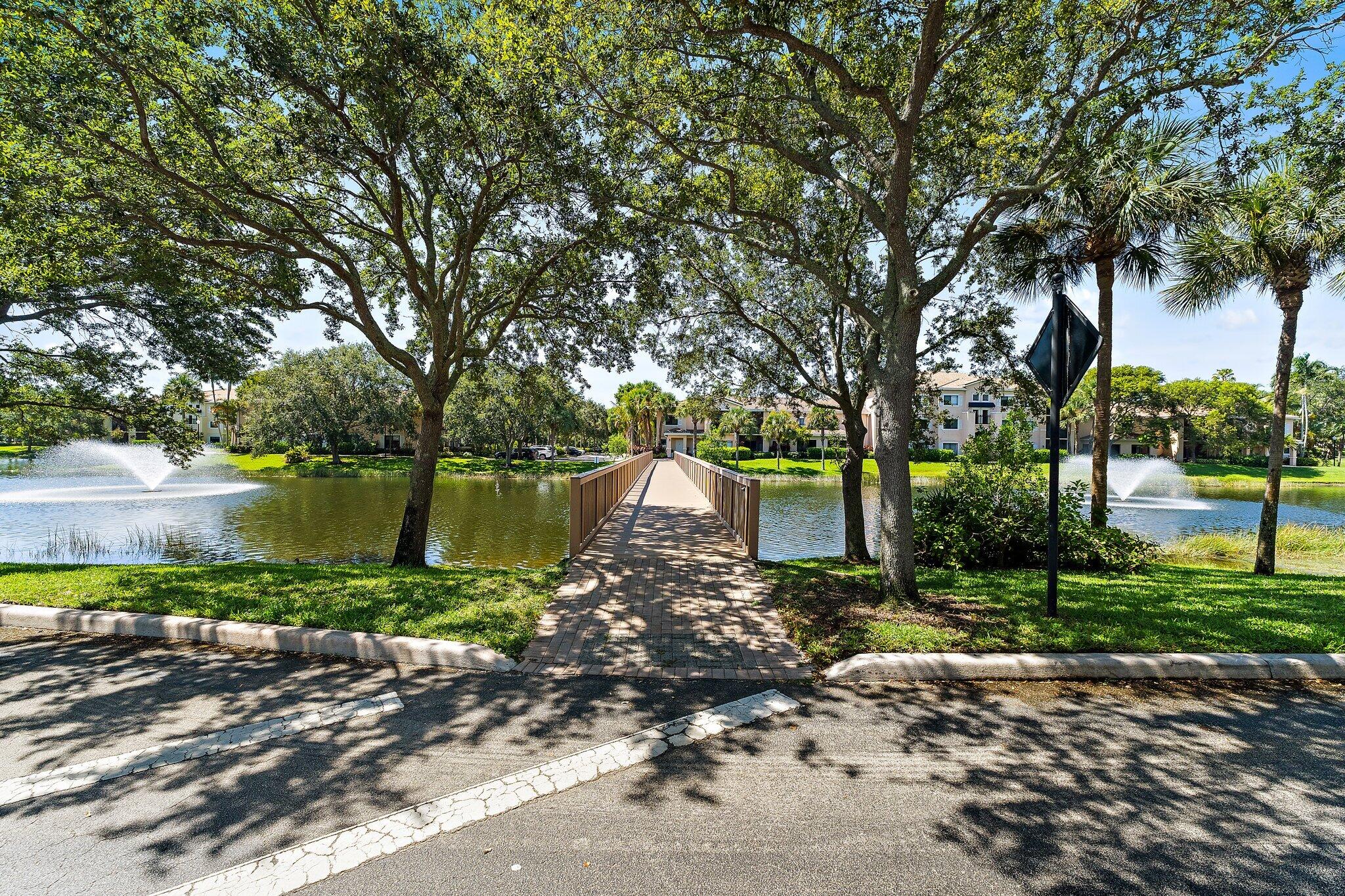 3020 ALCAZAR Place 106