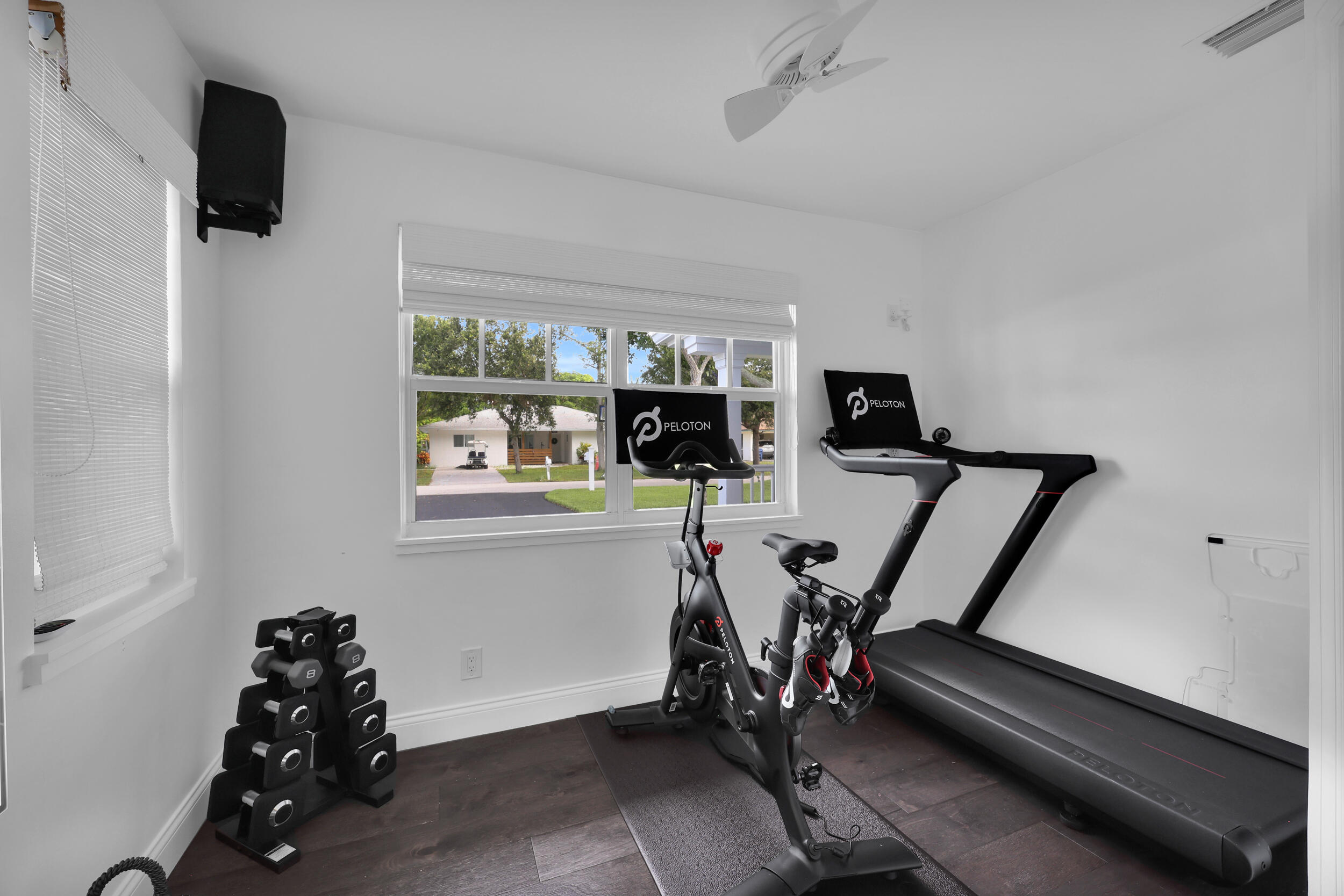 8 WINDSOR Road W