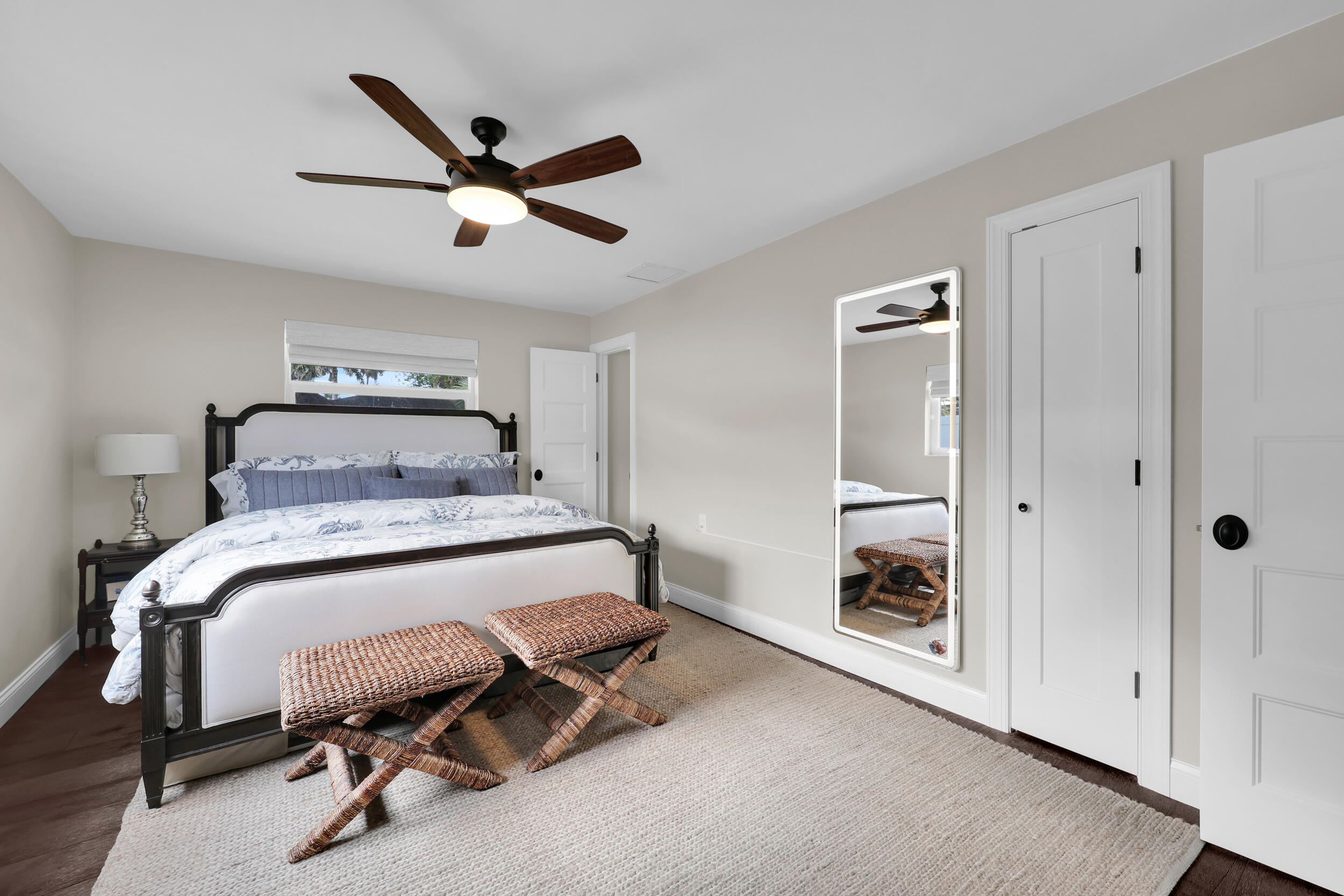 8 WINDSOR Road W
