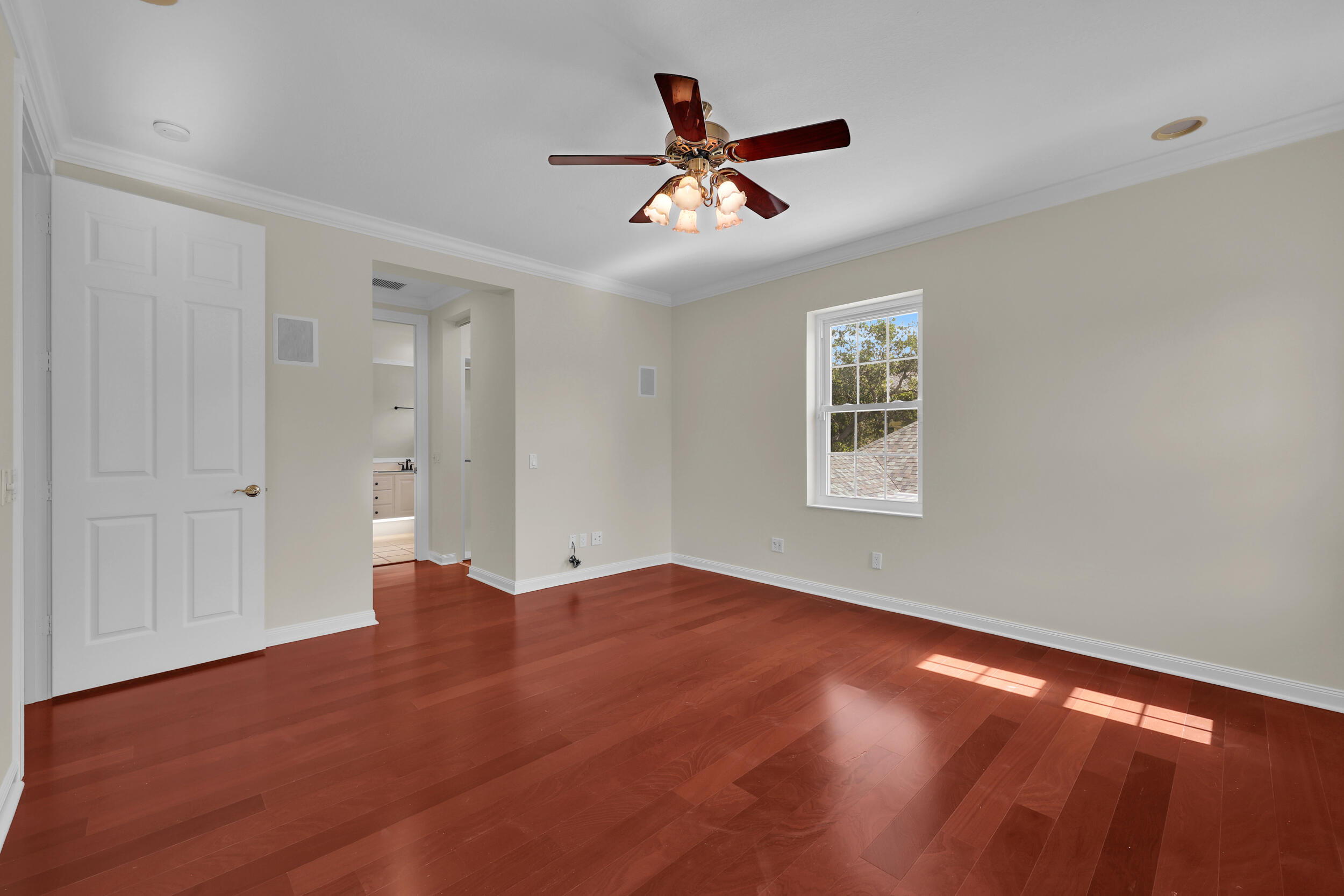 325 Sweet Bay Circle