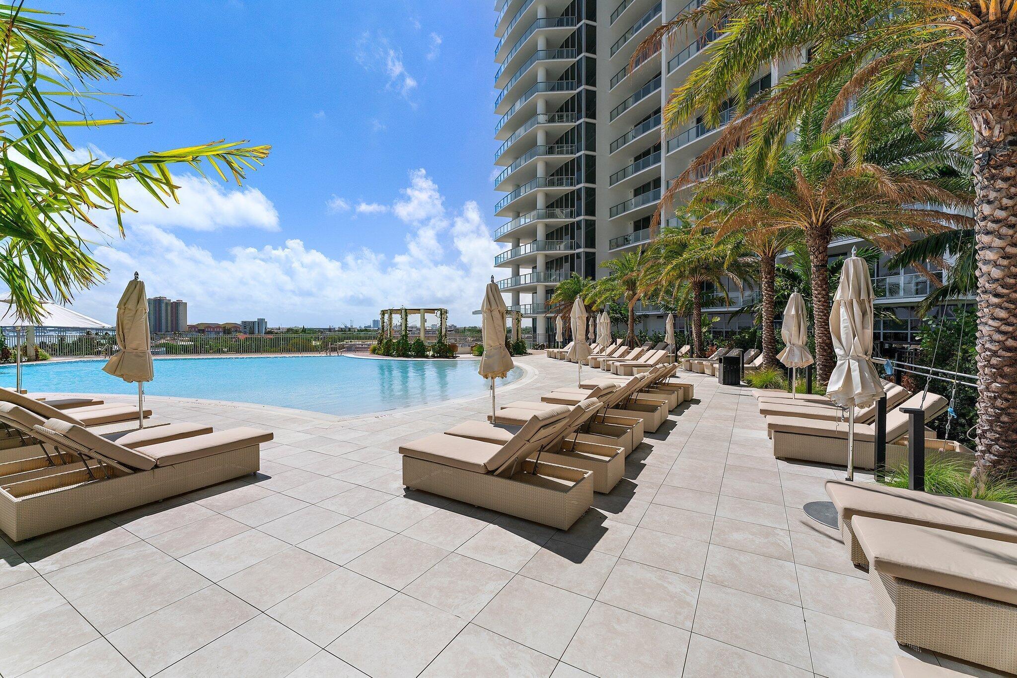220 Lake Shore Drive 1219