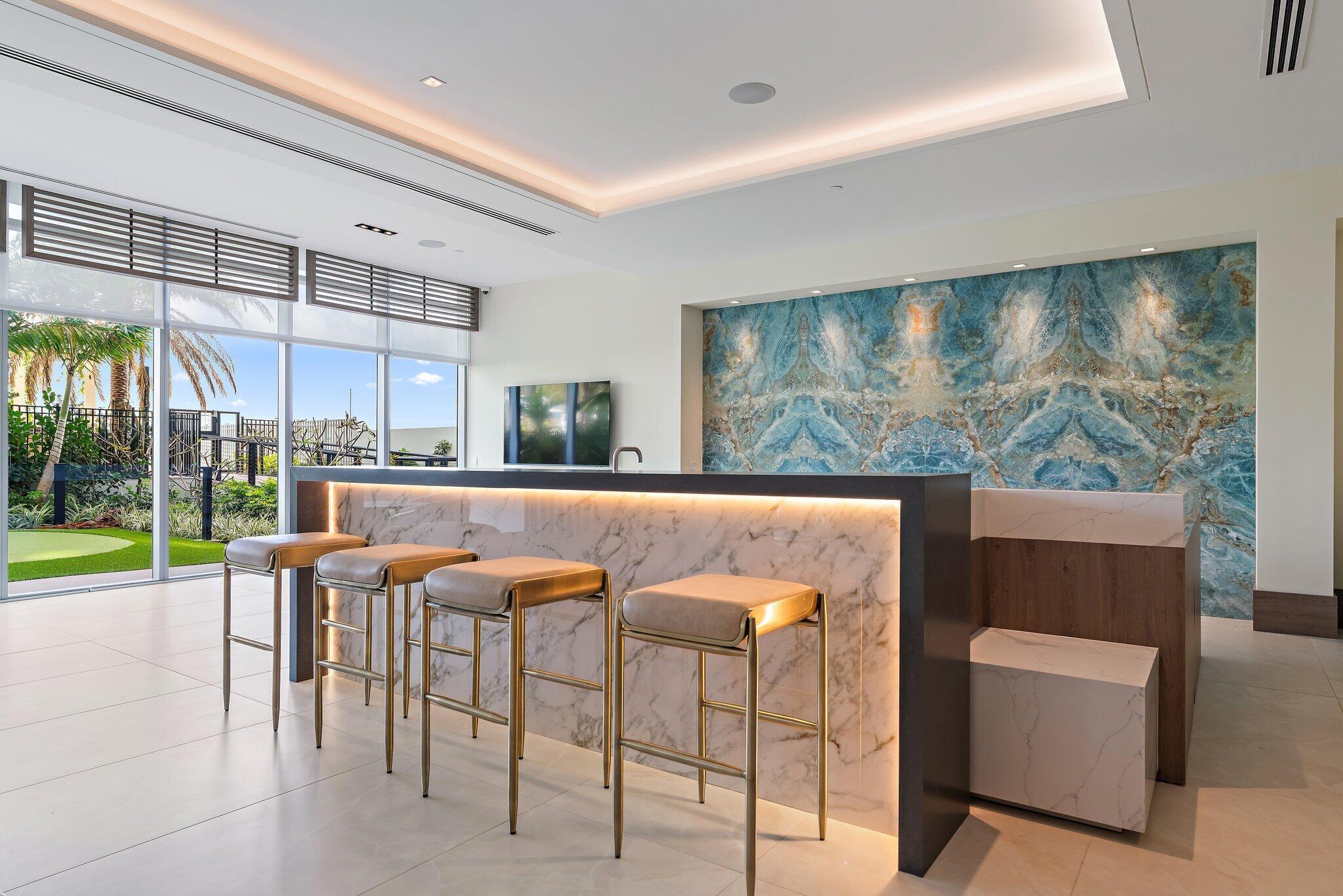 220 Lake Shore Drive 1219