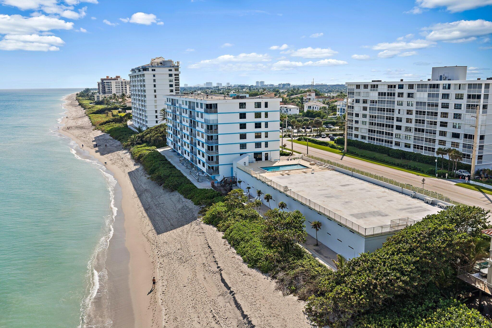 900 Ocean Drive 705