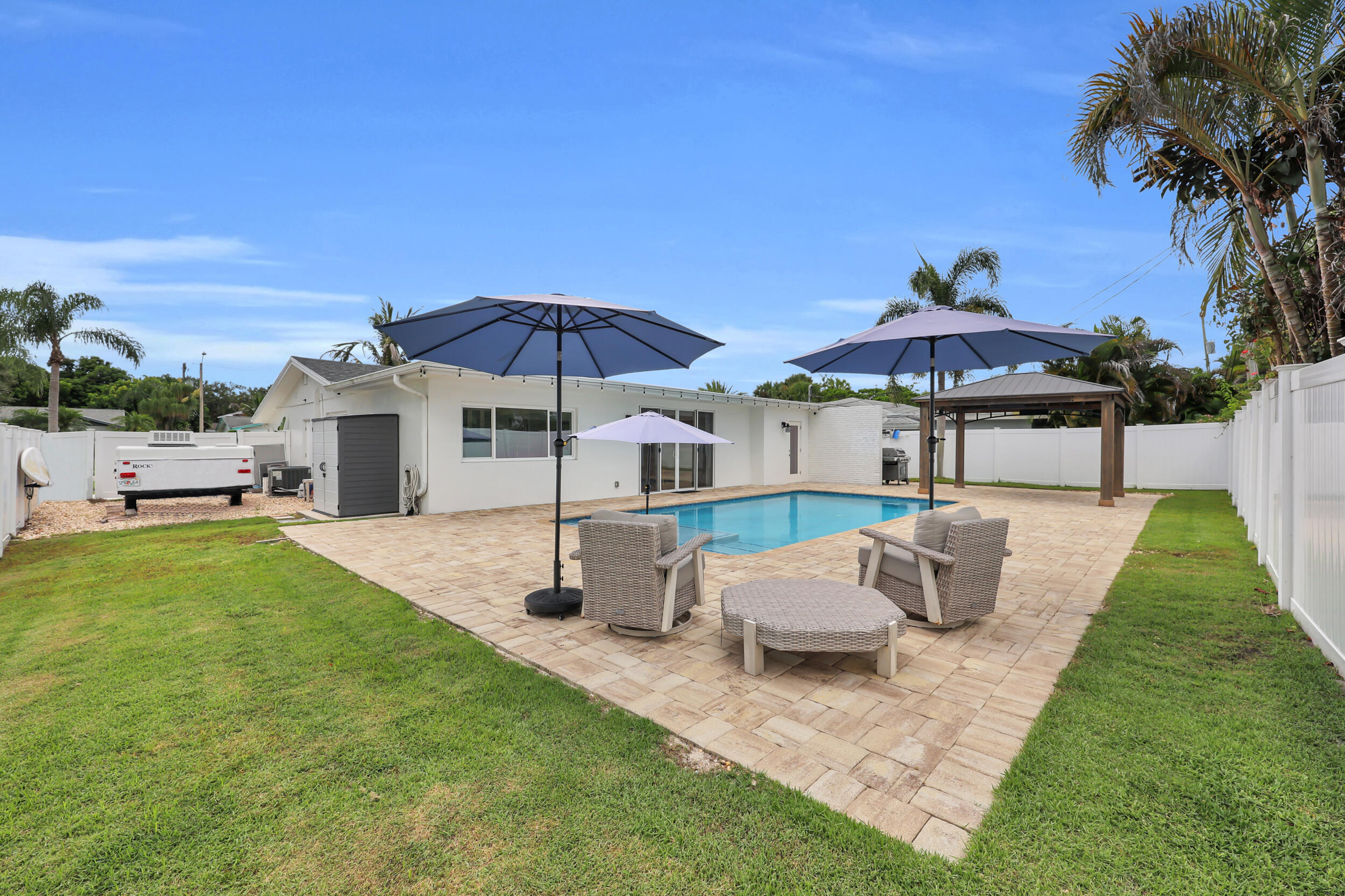 72 WILLOW Road