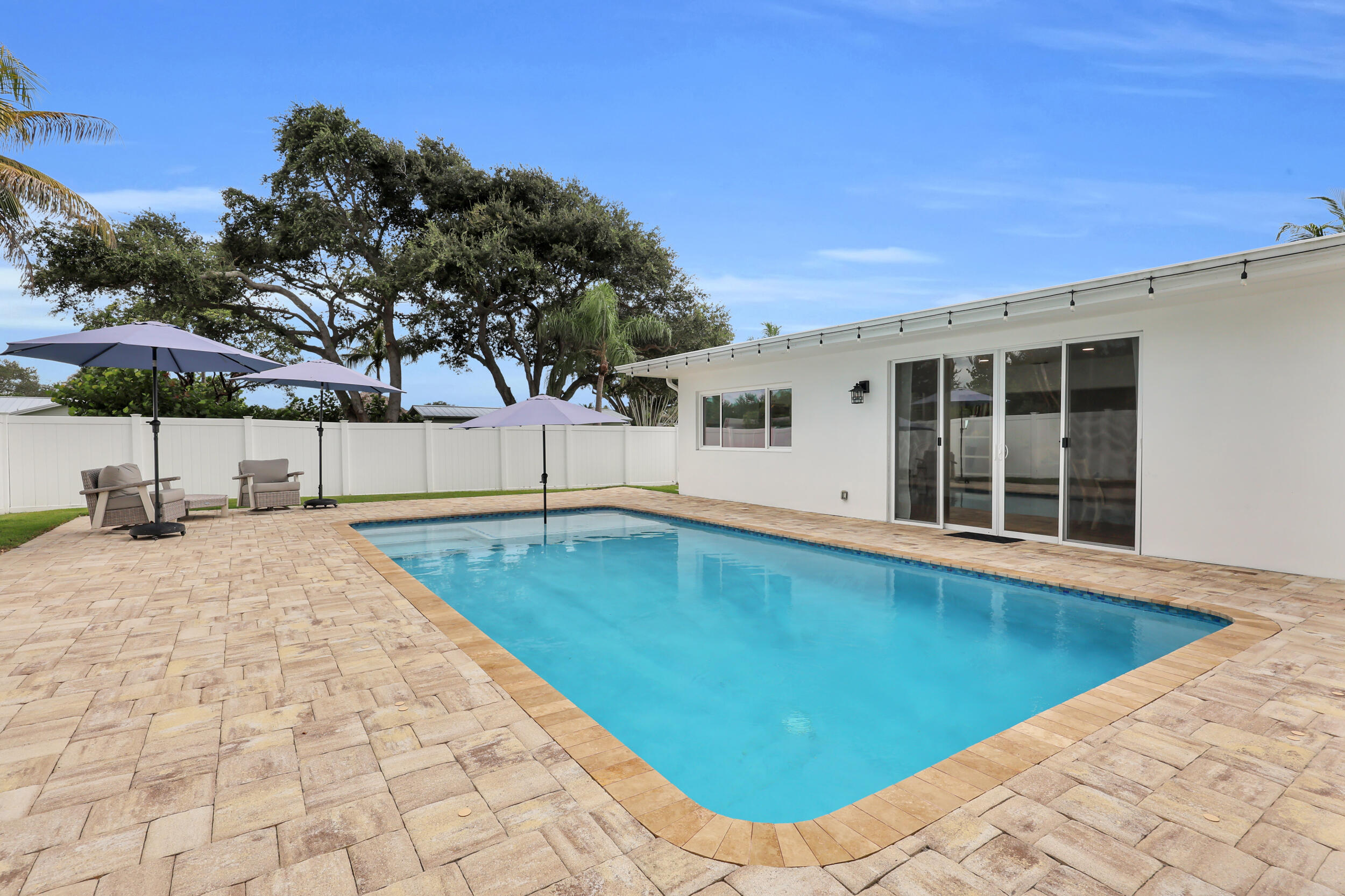 72 WILLOW Road
