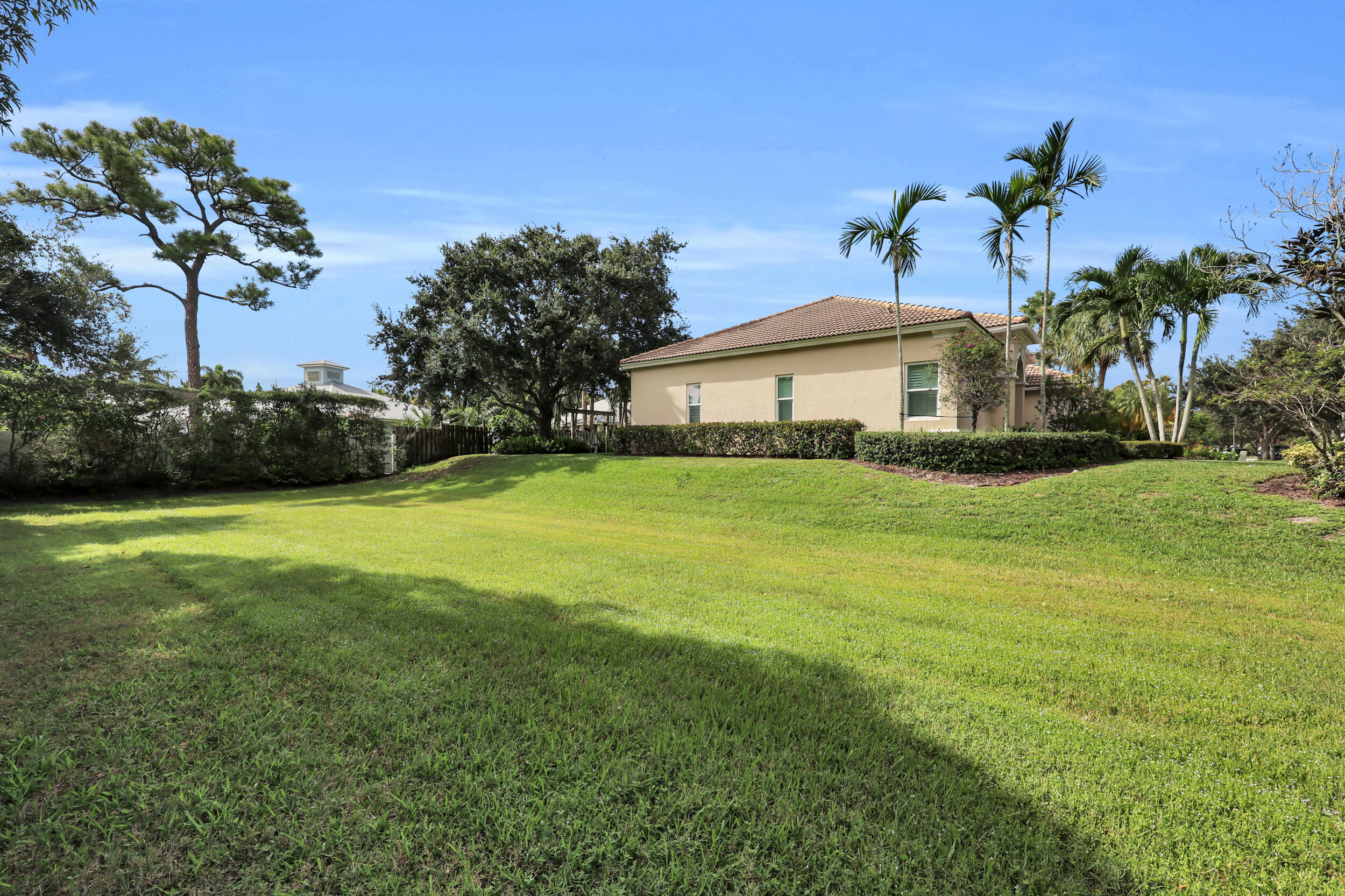 103 MAGNOLIA Way