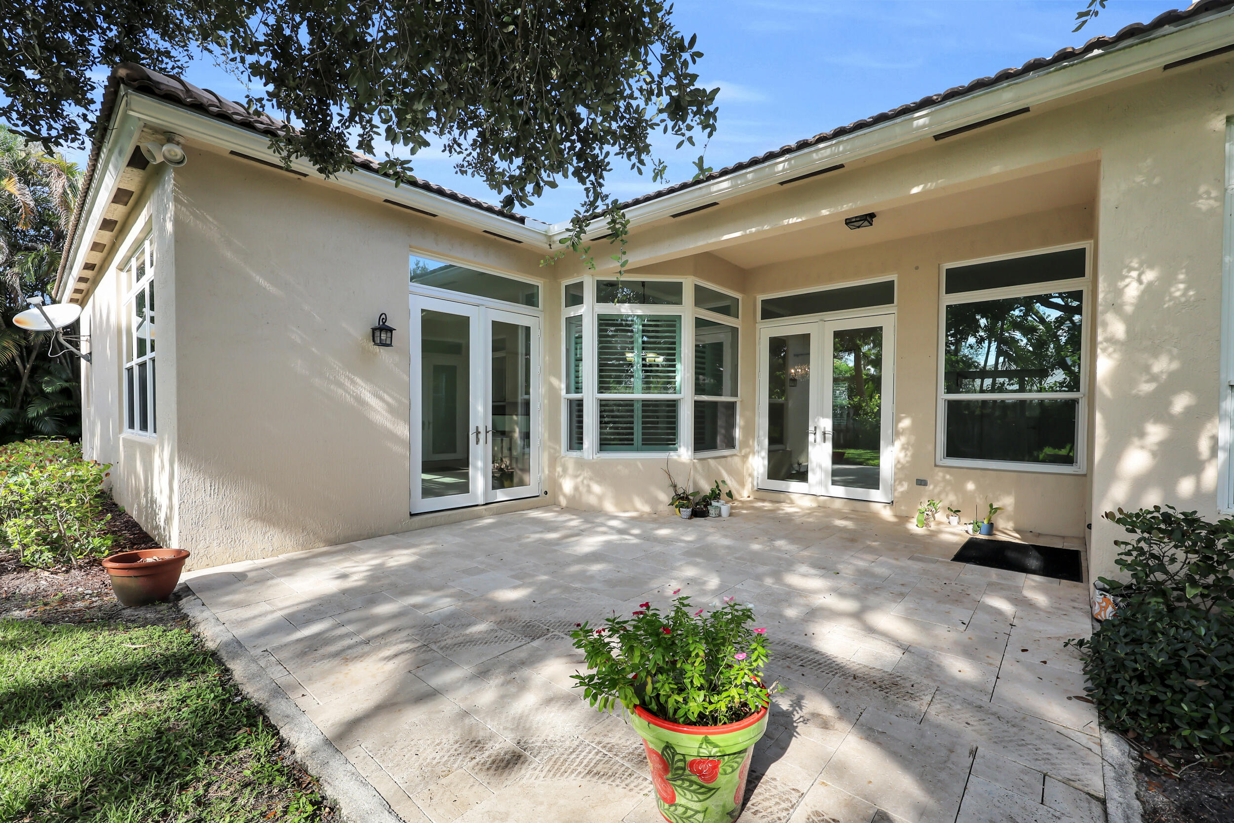 103 MAGNOLIA Way