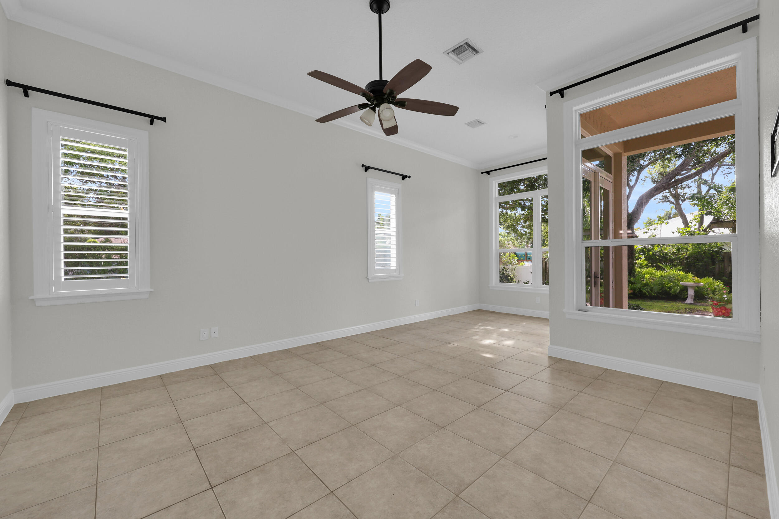 103 MAGNOLIA Way