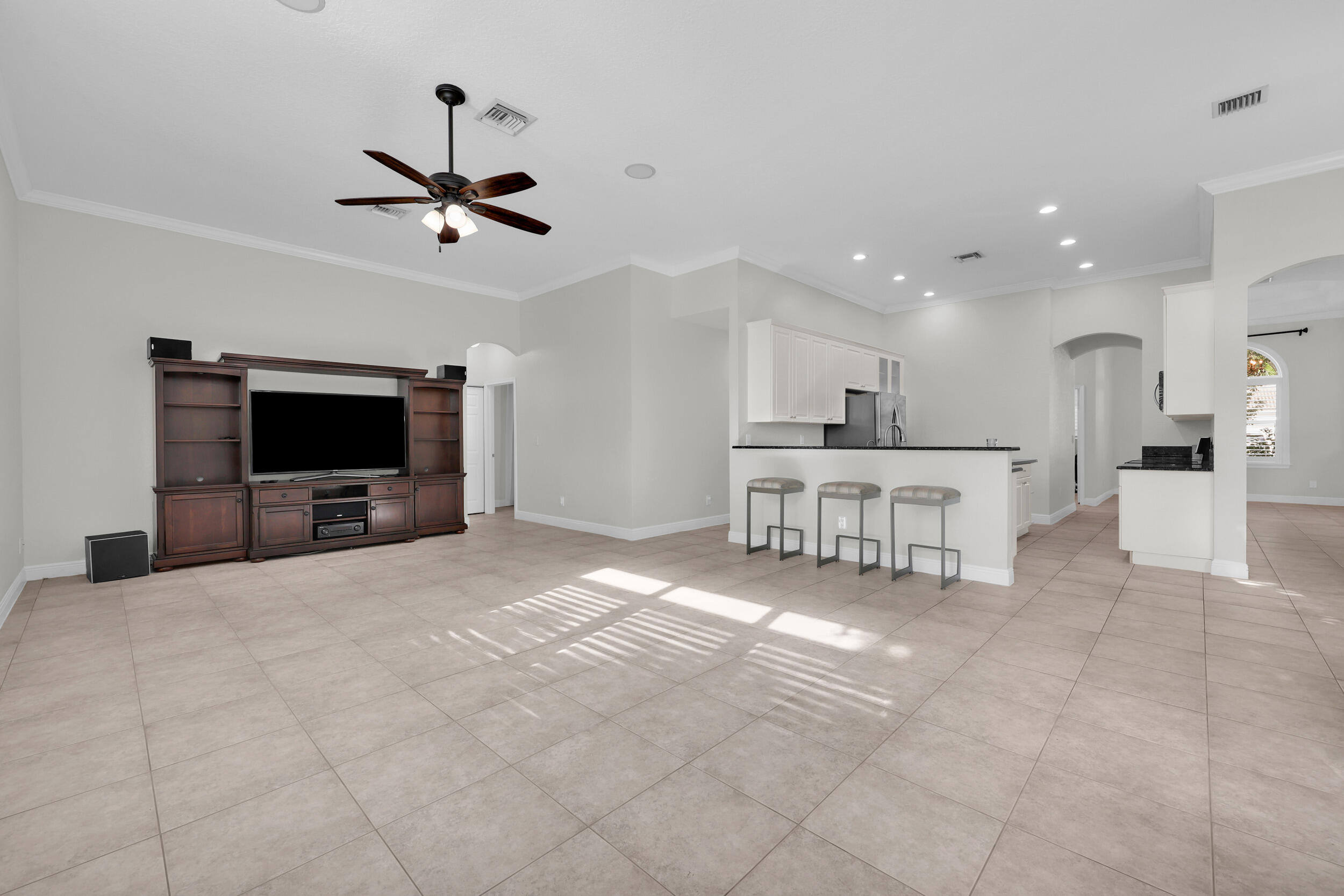 103 MAGNOLIA Way