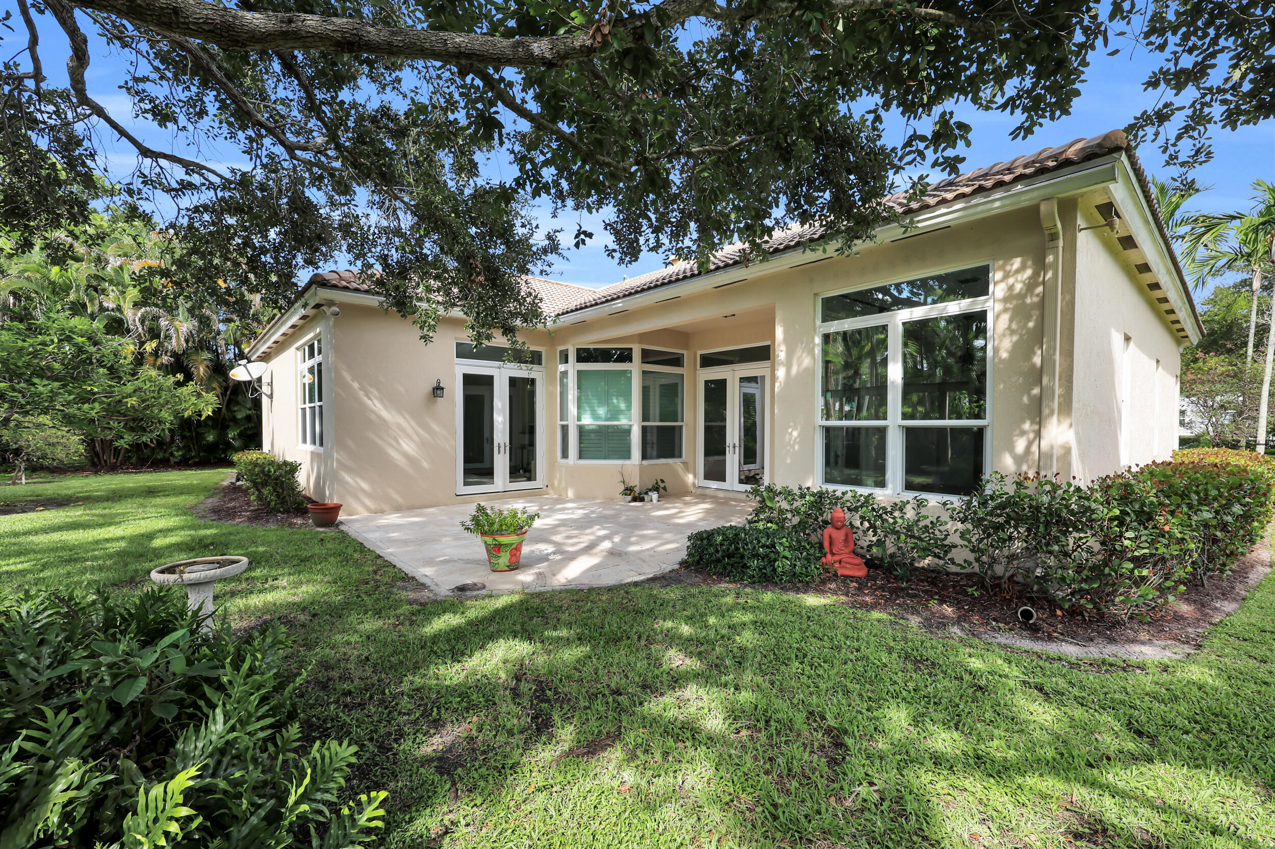 103 MAGNOLIA Way