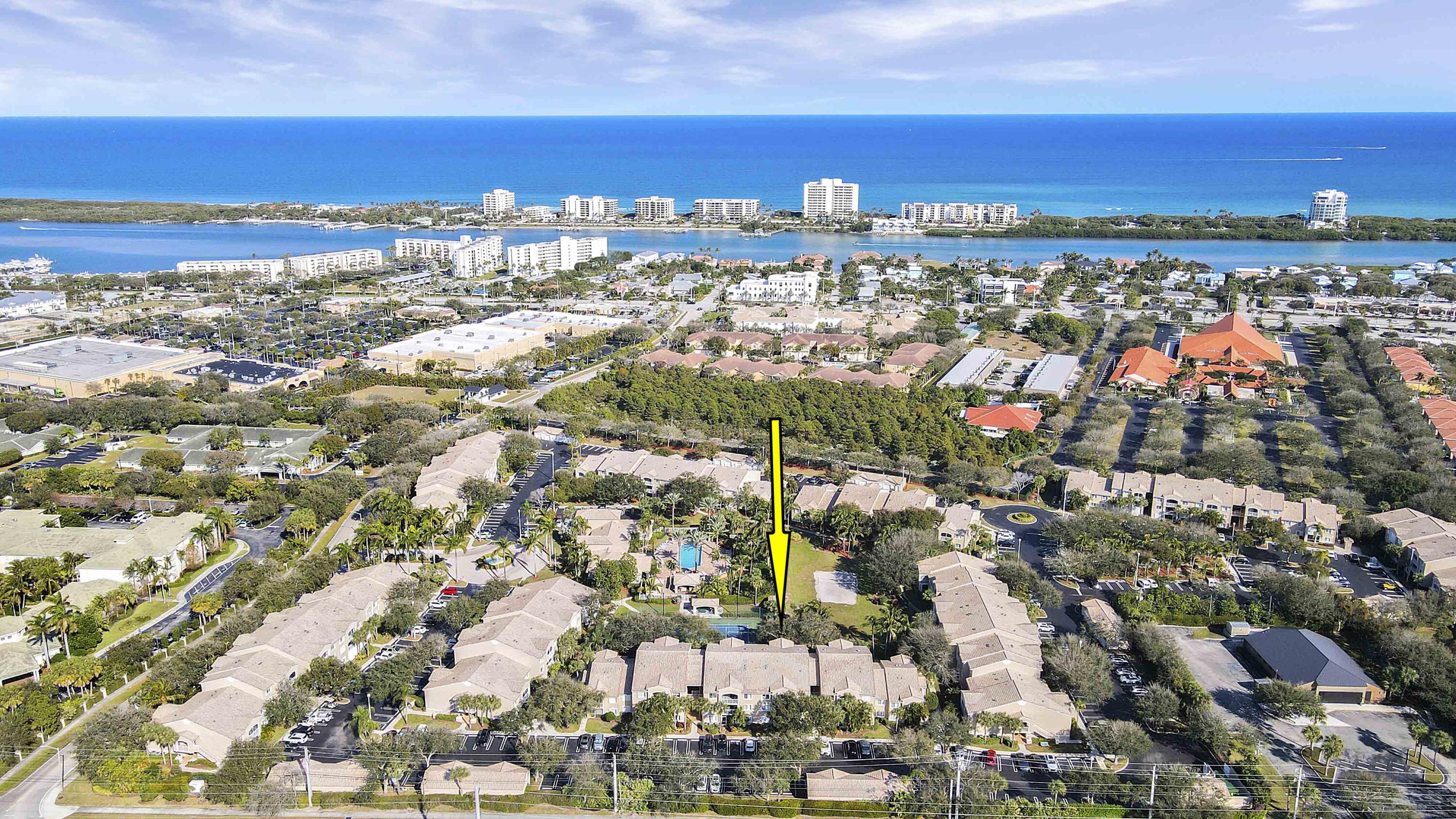 272 VILLAGE Boulevard 7208