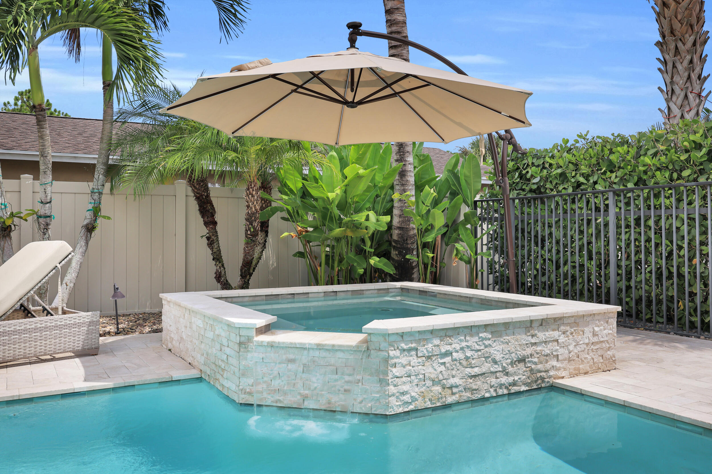 7147 LIMESTONE CAY Road, Limestone Creek
