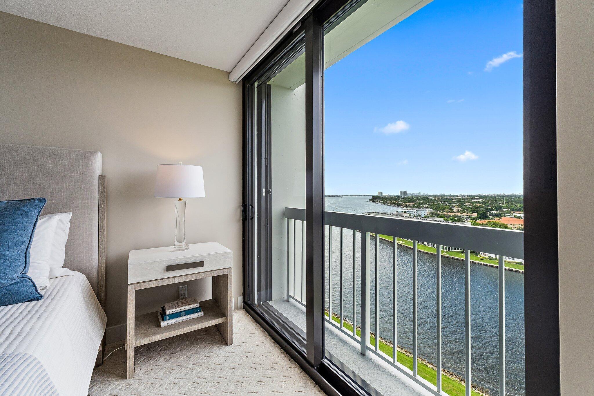 123 Lakeshore Drive 1544