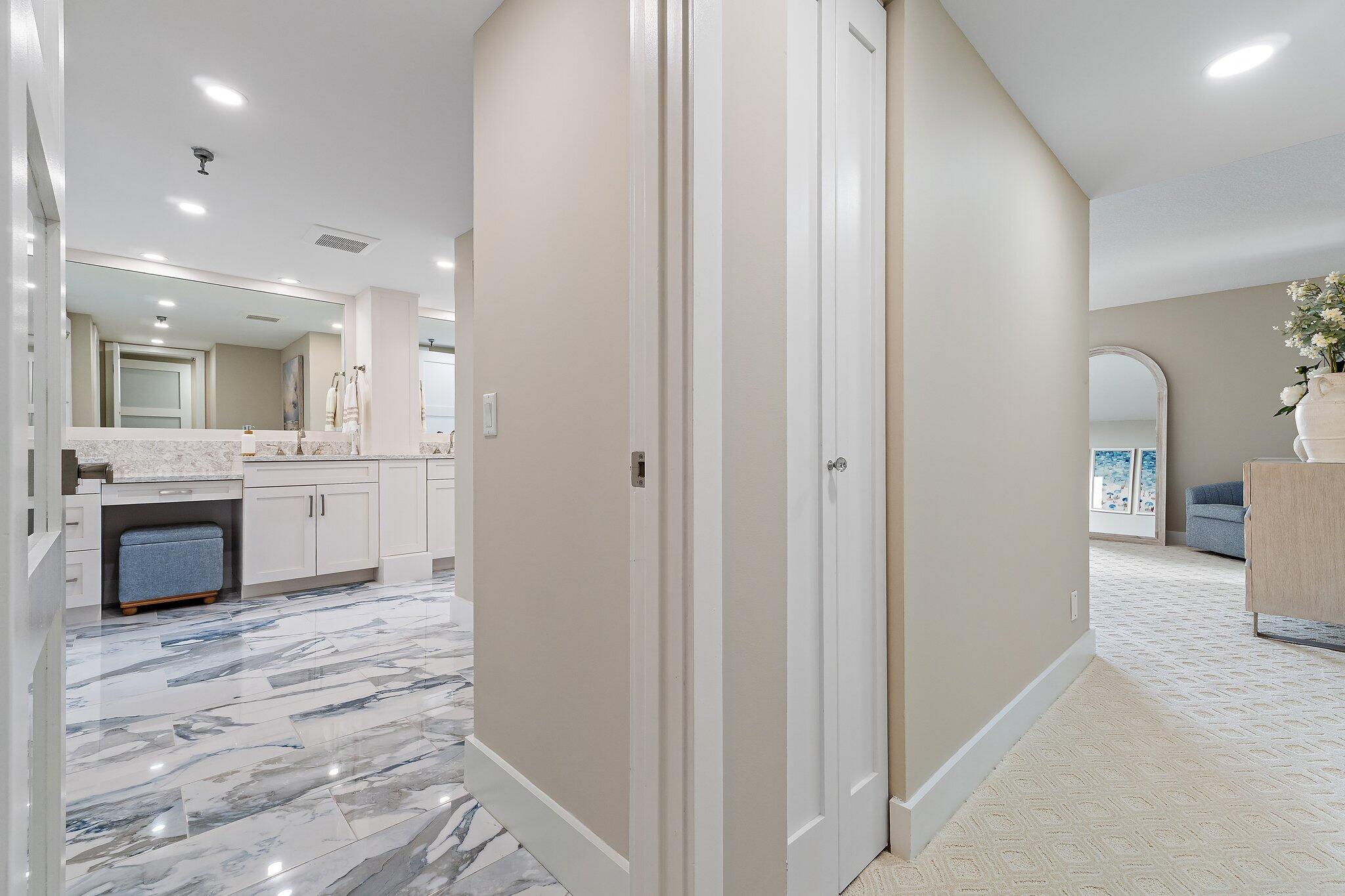 123 Lakeshore Drive 1544
