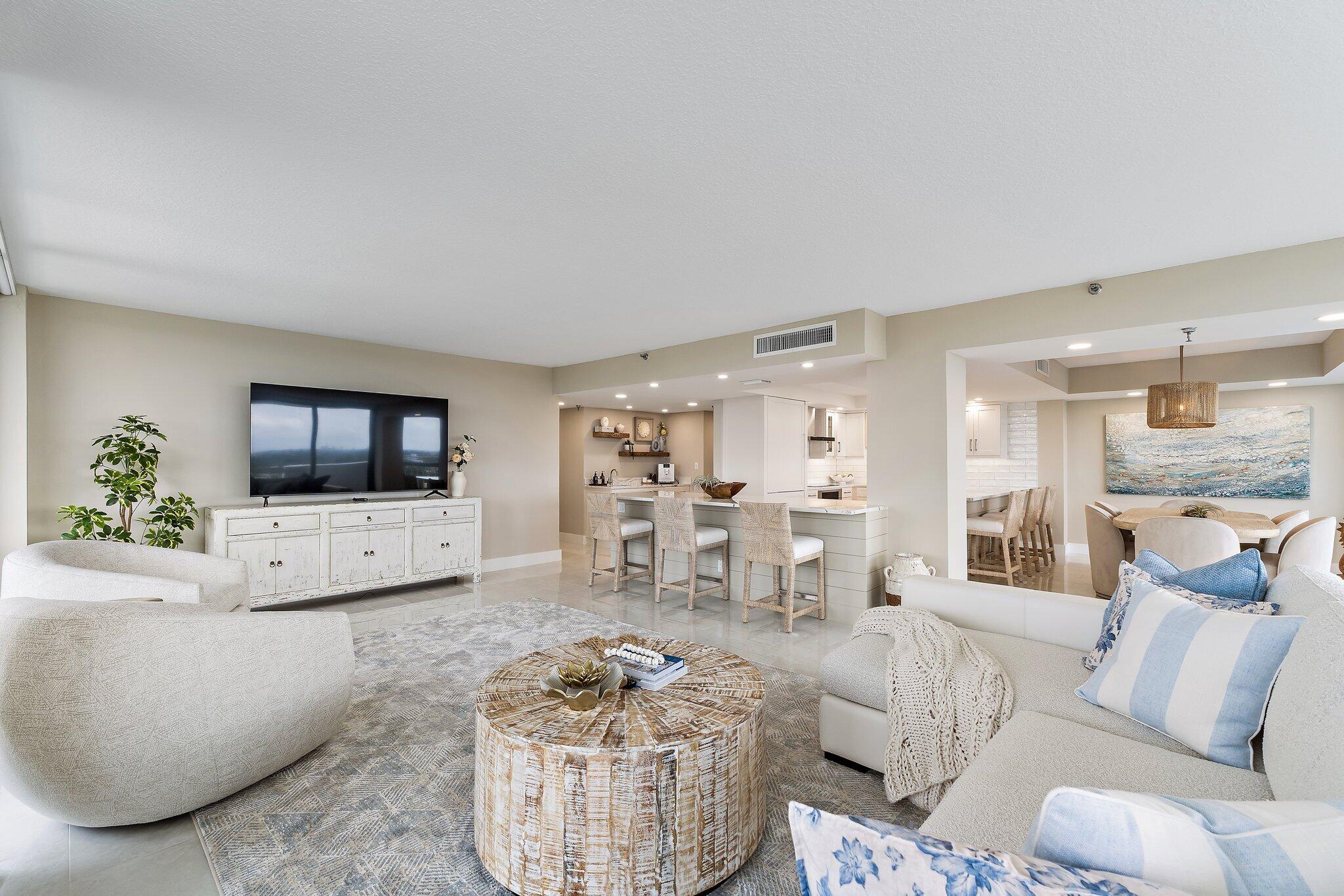 123 Lakeshore Drive 1544
