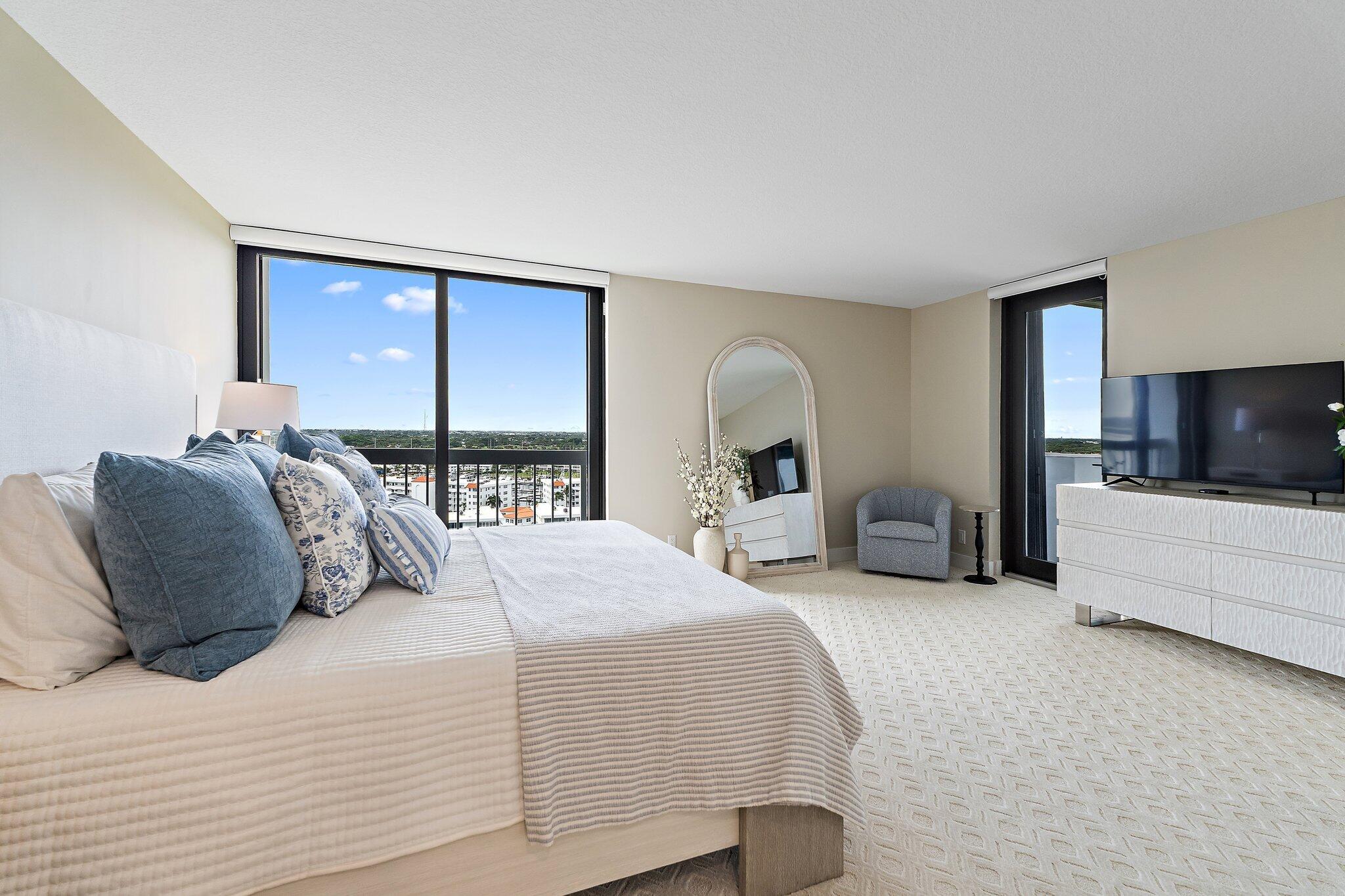 123 Lakeshore Drive 1544