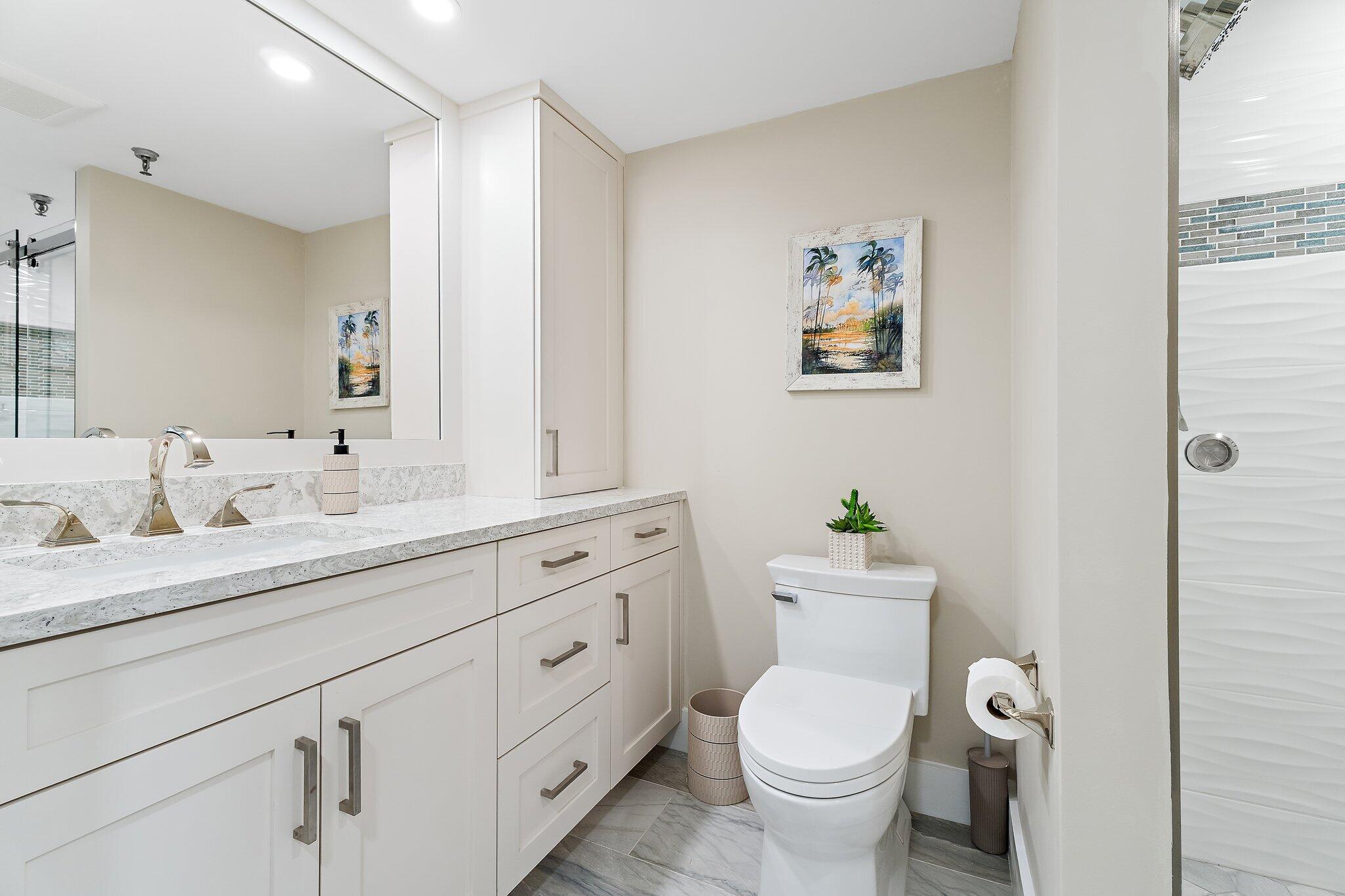 123 Lakeshore Drive 1544