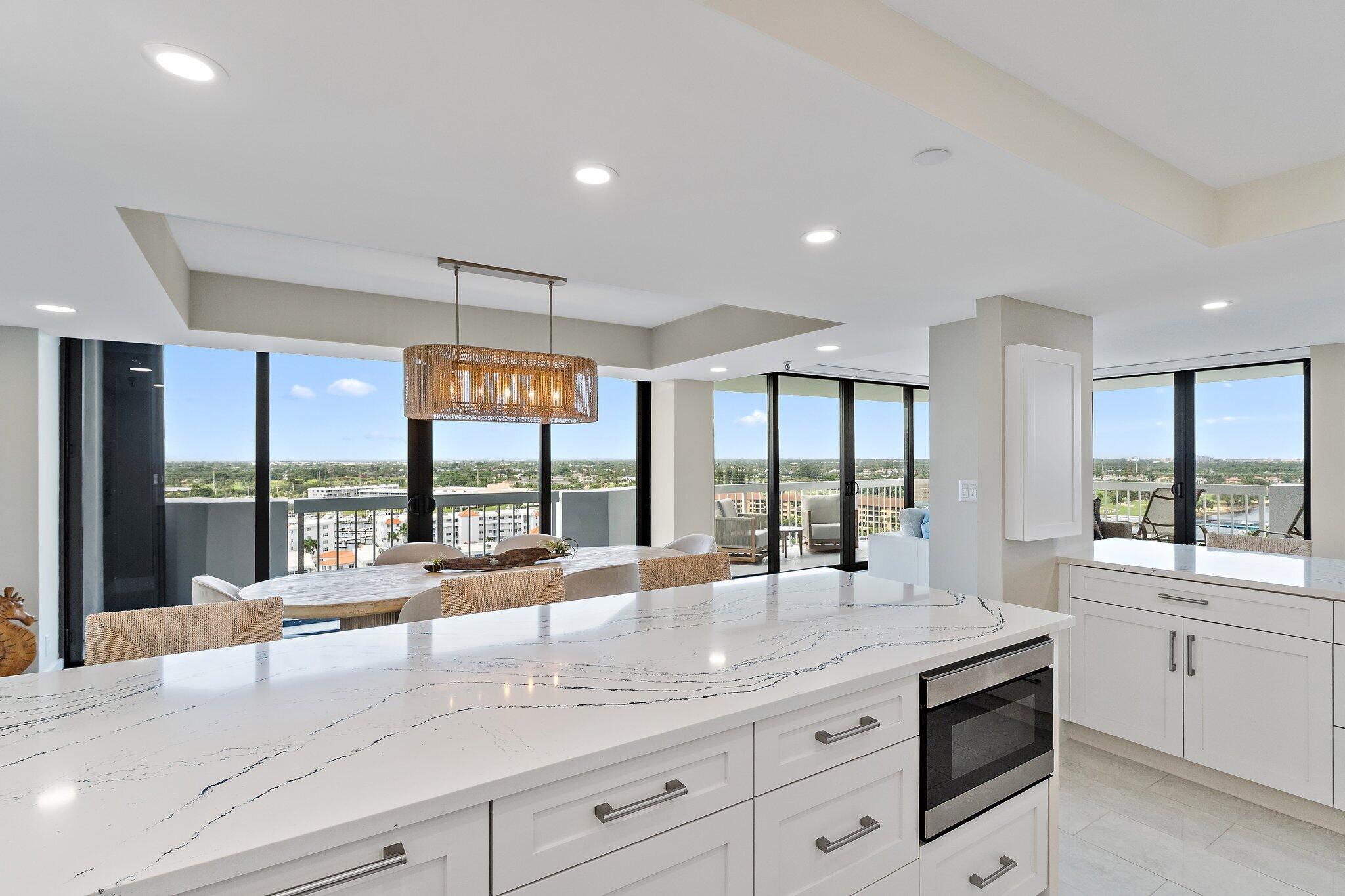 123 Lakeshore Drive 1544