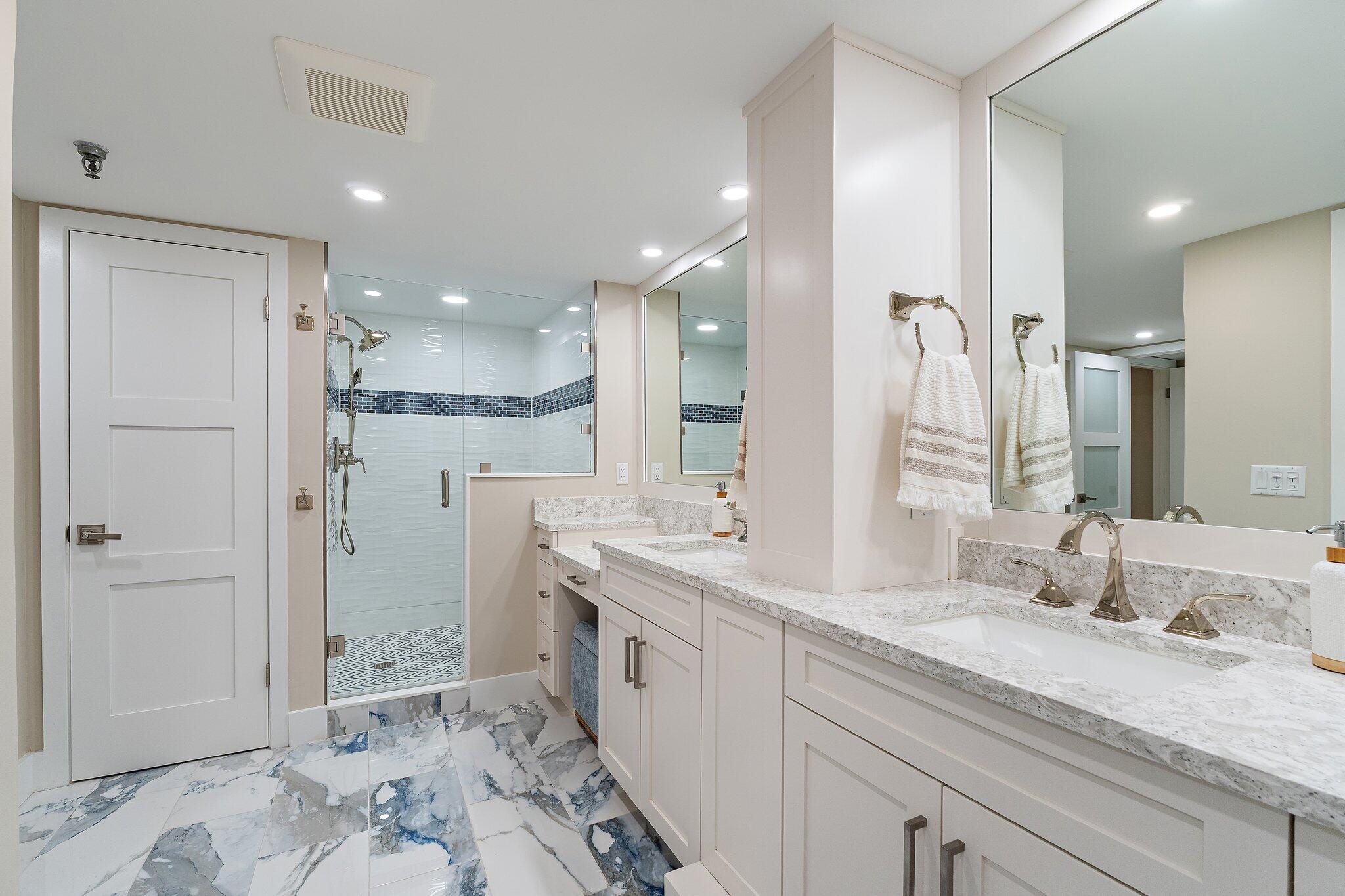 123 Lakeshore Drive 1544