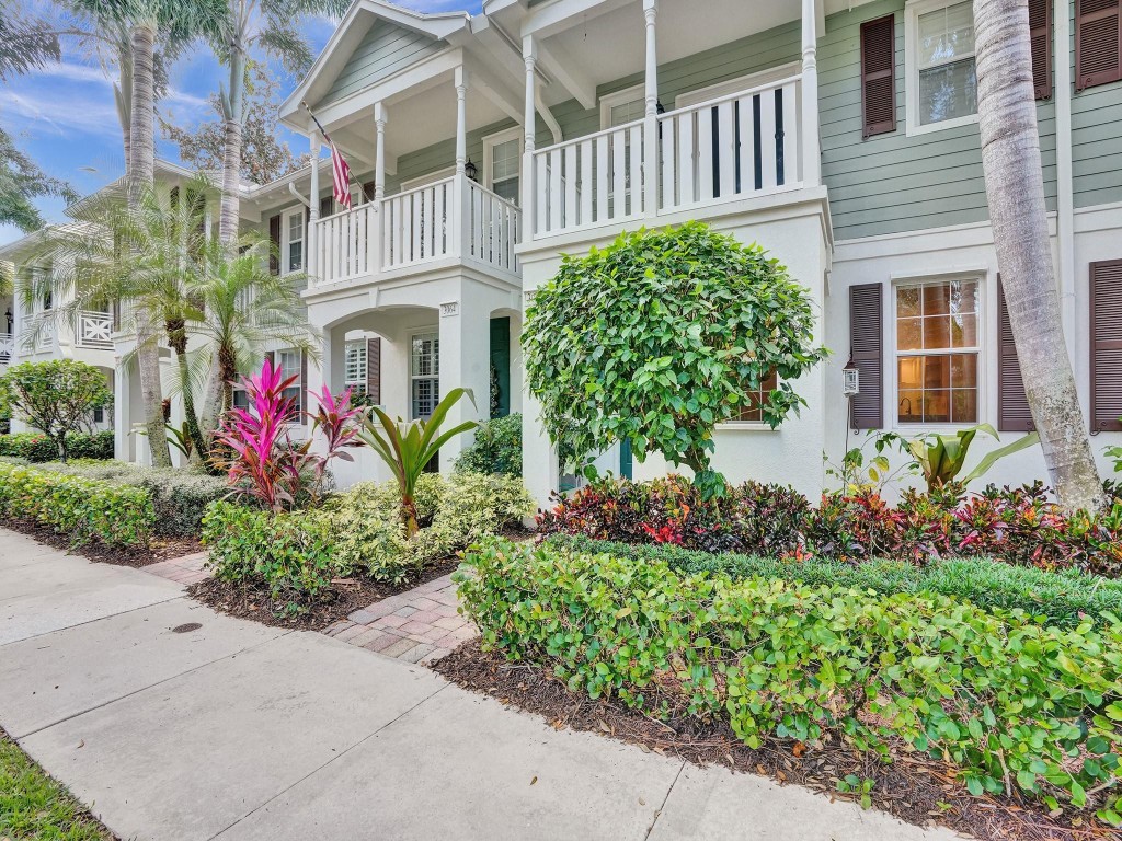 3056 W Community Dr 3056