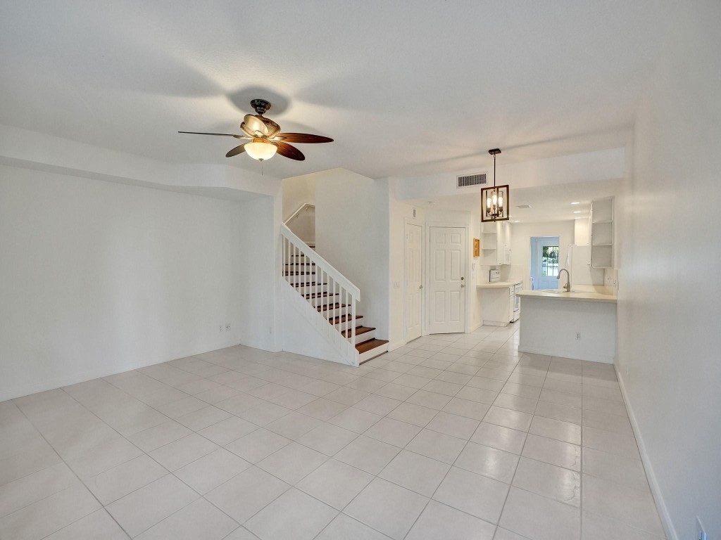 3056 W Community Dr 3056