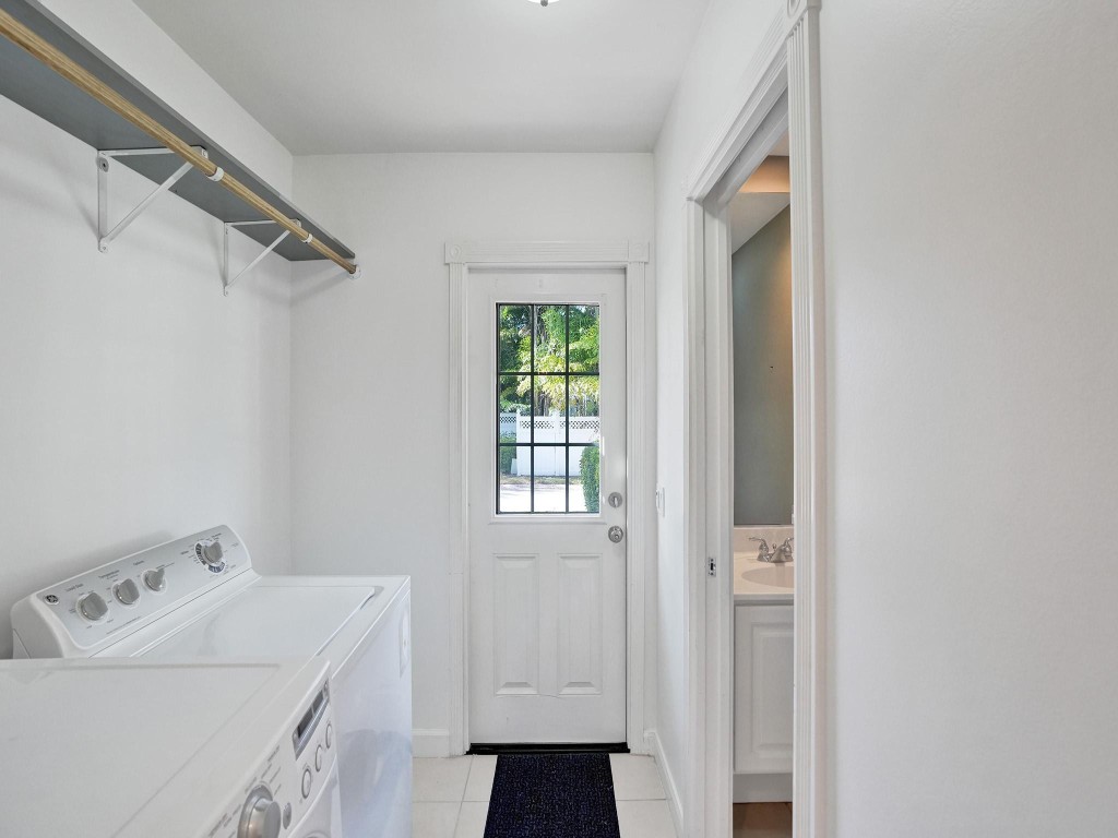 3056 W Community Dr 3056