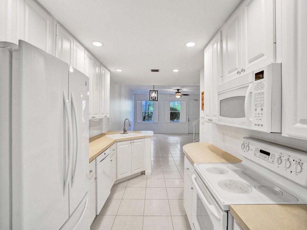 3056 W Community Dr 3056