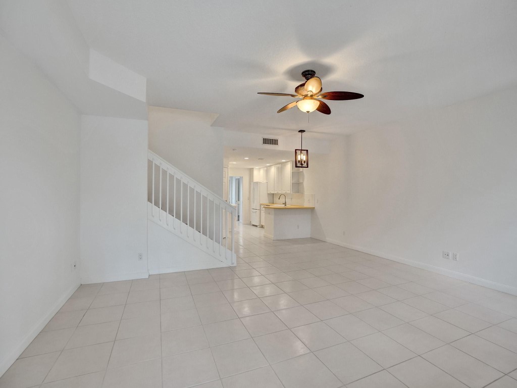 3056 W Community Dr 3056