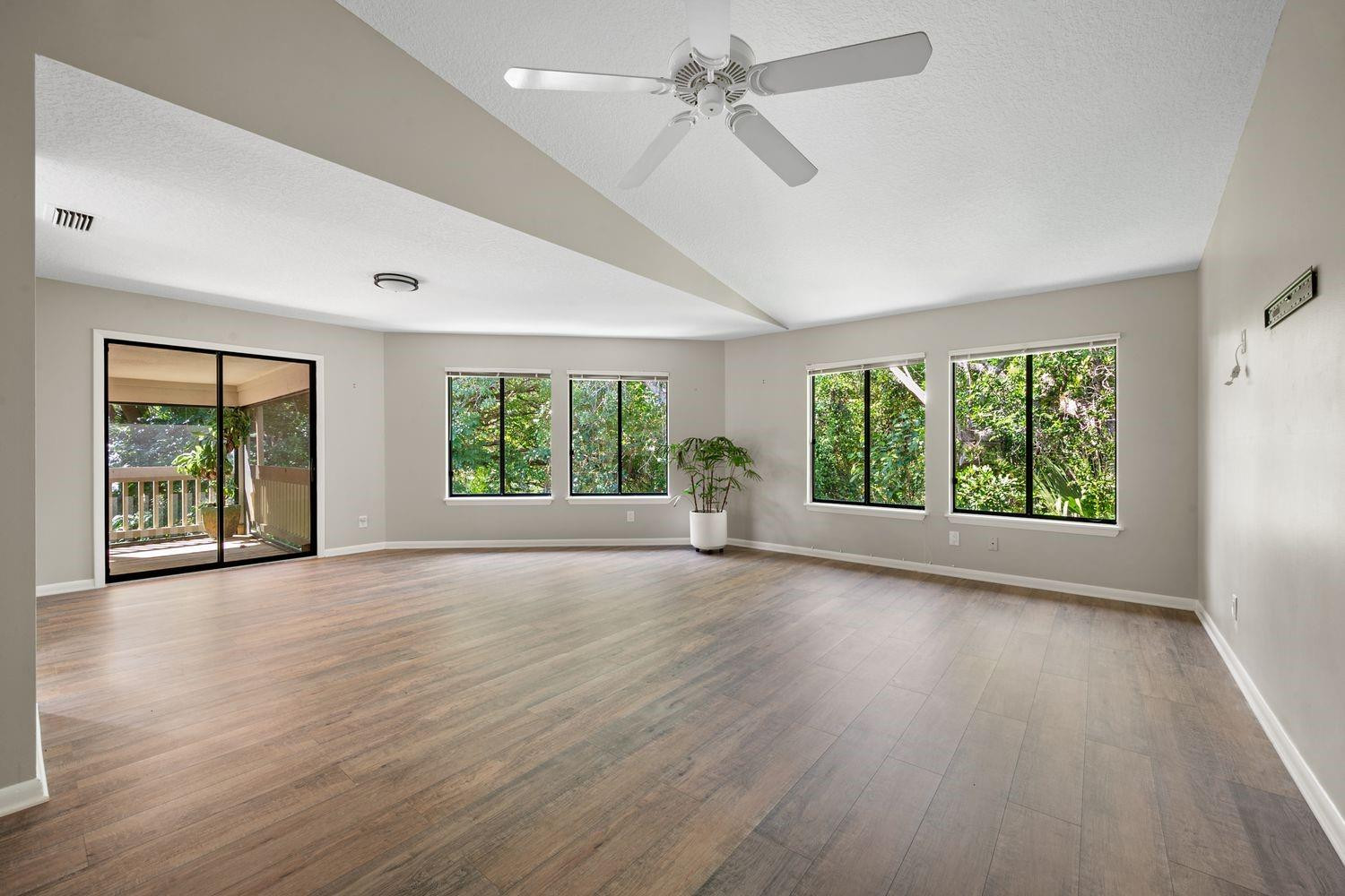 5242 SE Schooner Oaks Way 5242