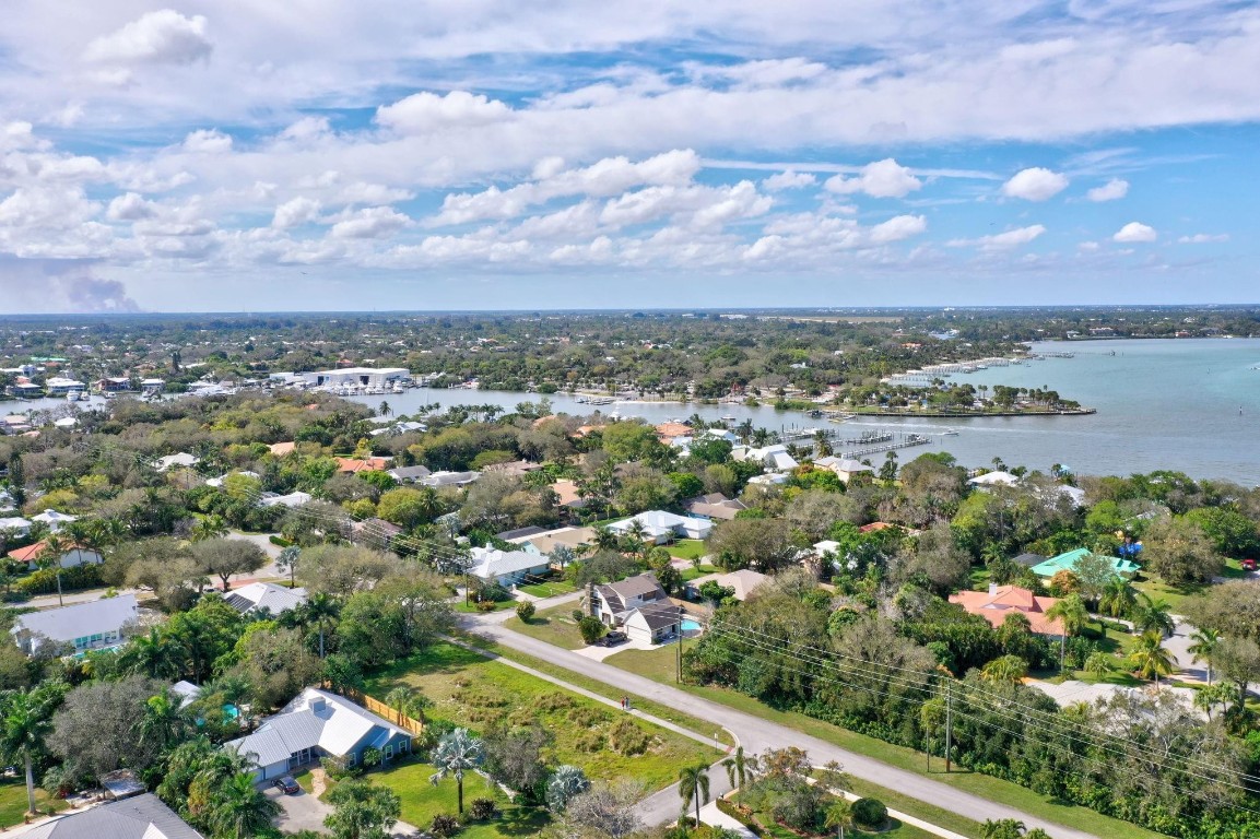 5242 SE Schooner Oaks Way 5242