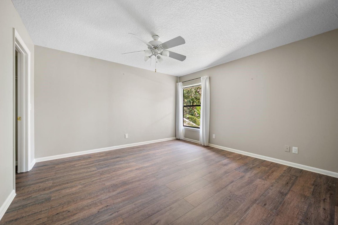 5242 SE Schooner Oaks Way 5242