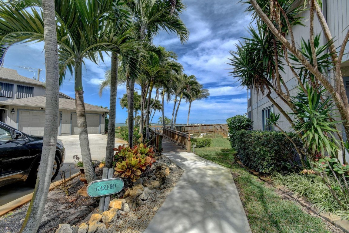 5242 SE Schooner Oaks Way 5242