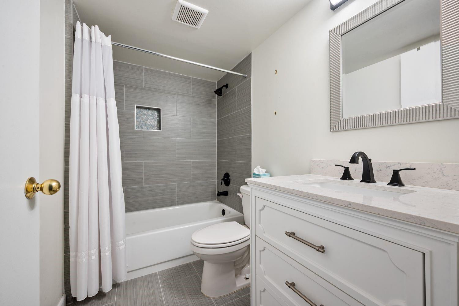 5242 SE Schooner Oaks Way 5242