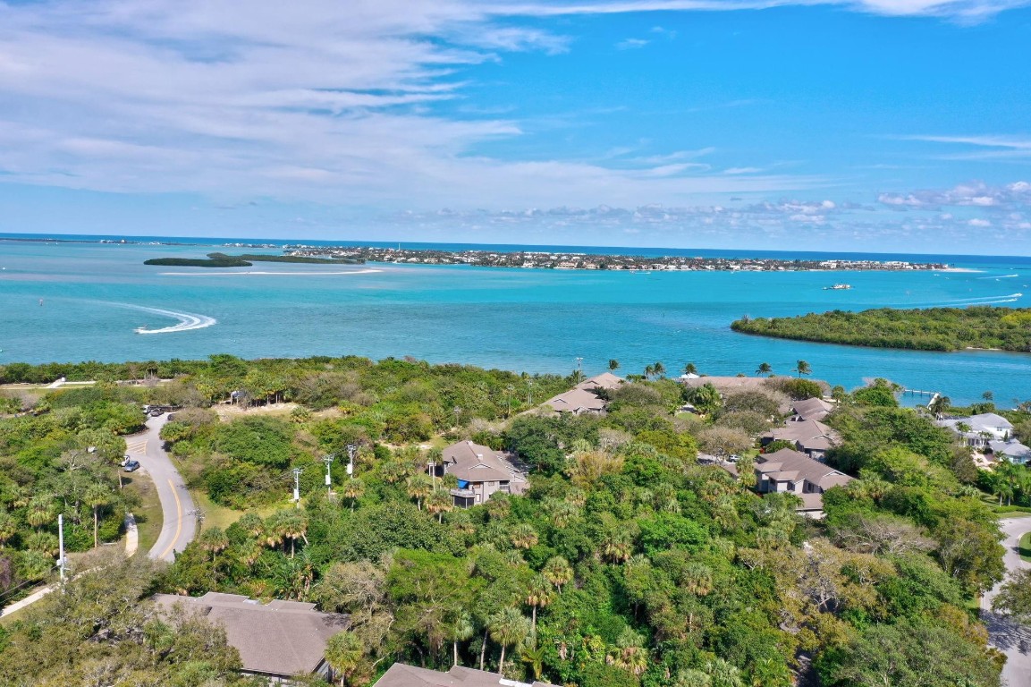 5242 SE Schooner Oaks Way 5242