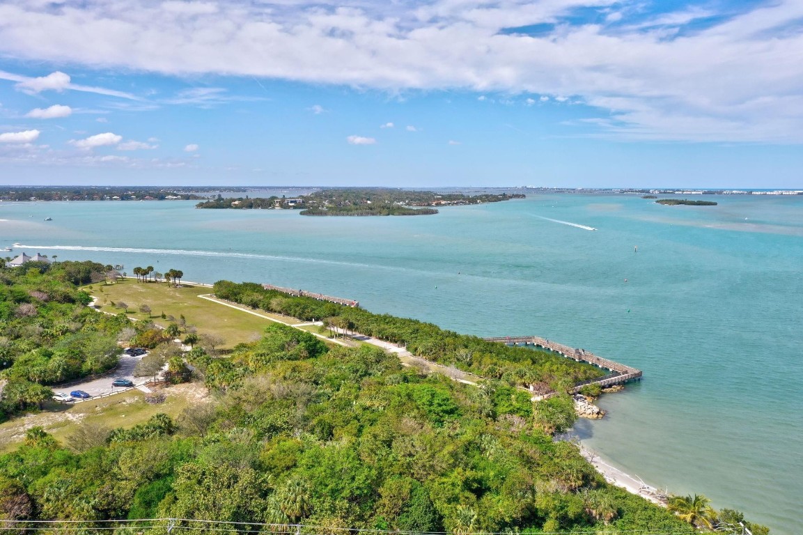 5242 SE Schooner Oaks Way 5242