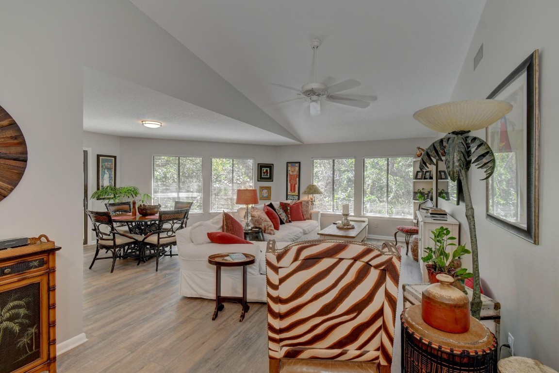 5242 SE Schooner Oaks Way 5242