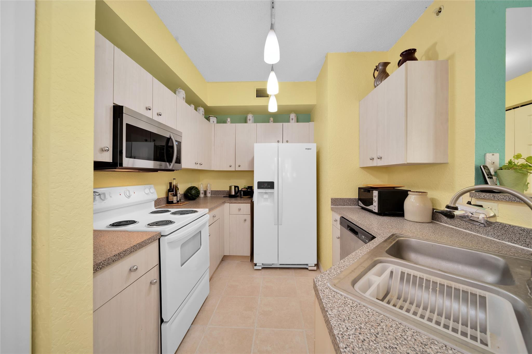1805 N Flagler Drive 106