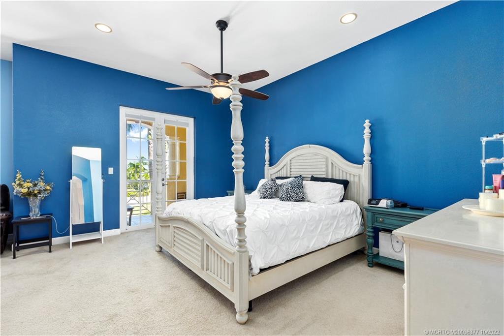 6153 NW Helmsdale Way