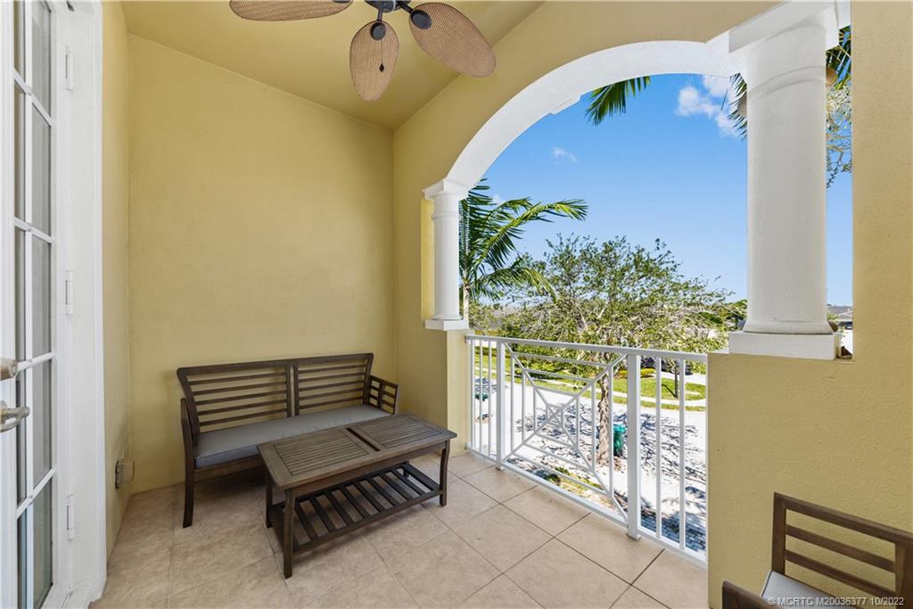 6153 NW Helmsdale Way