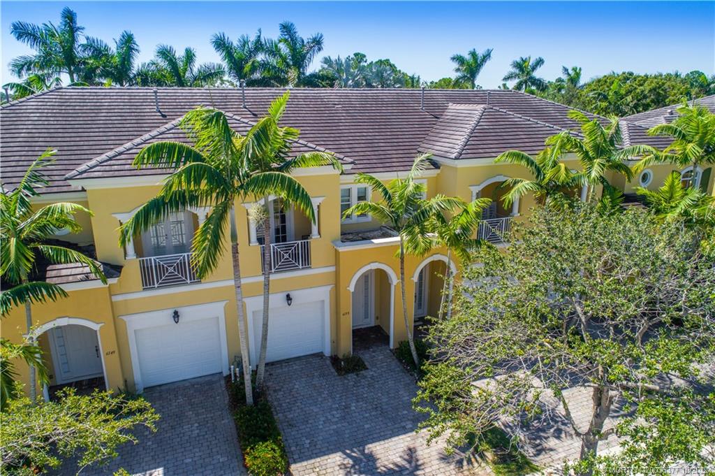 6153 NW Helmsdale Way