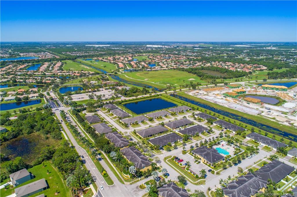 6153 NW Helmsdale Way